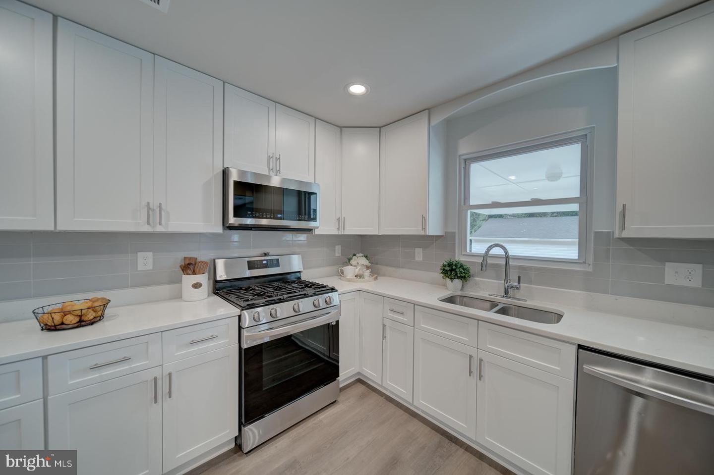 6624 TOKEN VALLEY RD, MANASSAS, Virginia 20112, 4 Bedrooms Bedrooms, ,3 BathroomsBathrooms,Residential,For sale,6624 TOKEN VALLEY RD,VAPW2098418 MLS # VAPW2098418