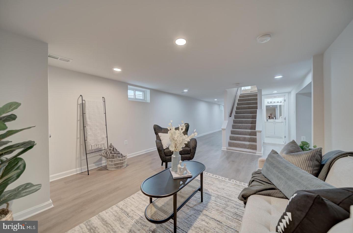 6624 TOKEN VALLEY RD, MANASSAS, Virginia 20112, 4 Bedrooms Bedrooms, ,3 BathroomsBathrooms,Residential,For sale,6624 TOKEN VALLEY RD,VAPW2098418 MLS # VAPW2098418