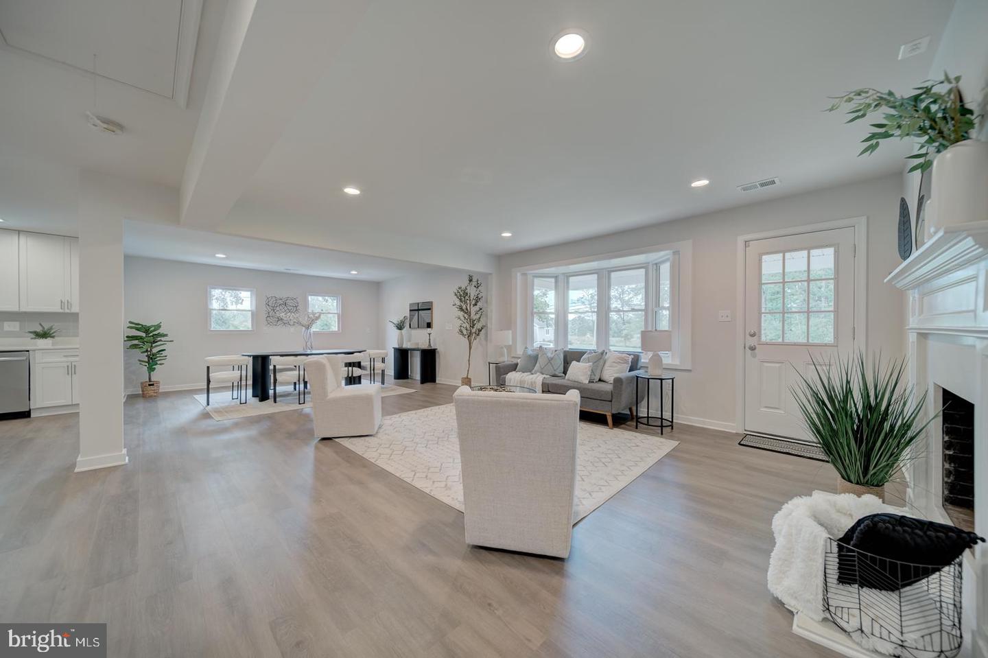 6624 TOKEN VALLEY RD, MANASSAS, Virginia 20112, 4 Bedrooms Bedrooms, ,3 BathroomsBathrooms,Residential,For sale,6624 TOKEN VALLEY RD,VAPW2098418 MLS # VAPW2098418