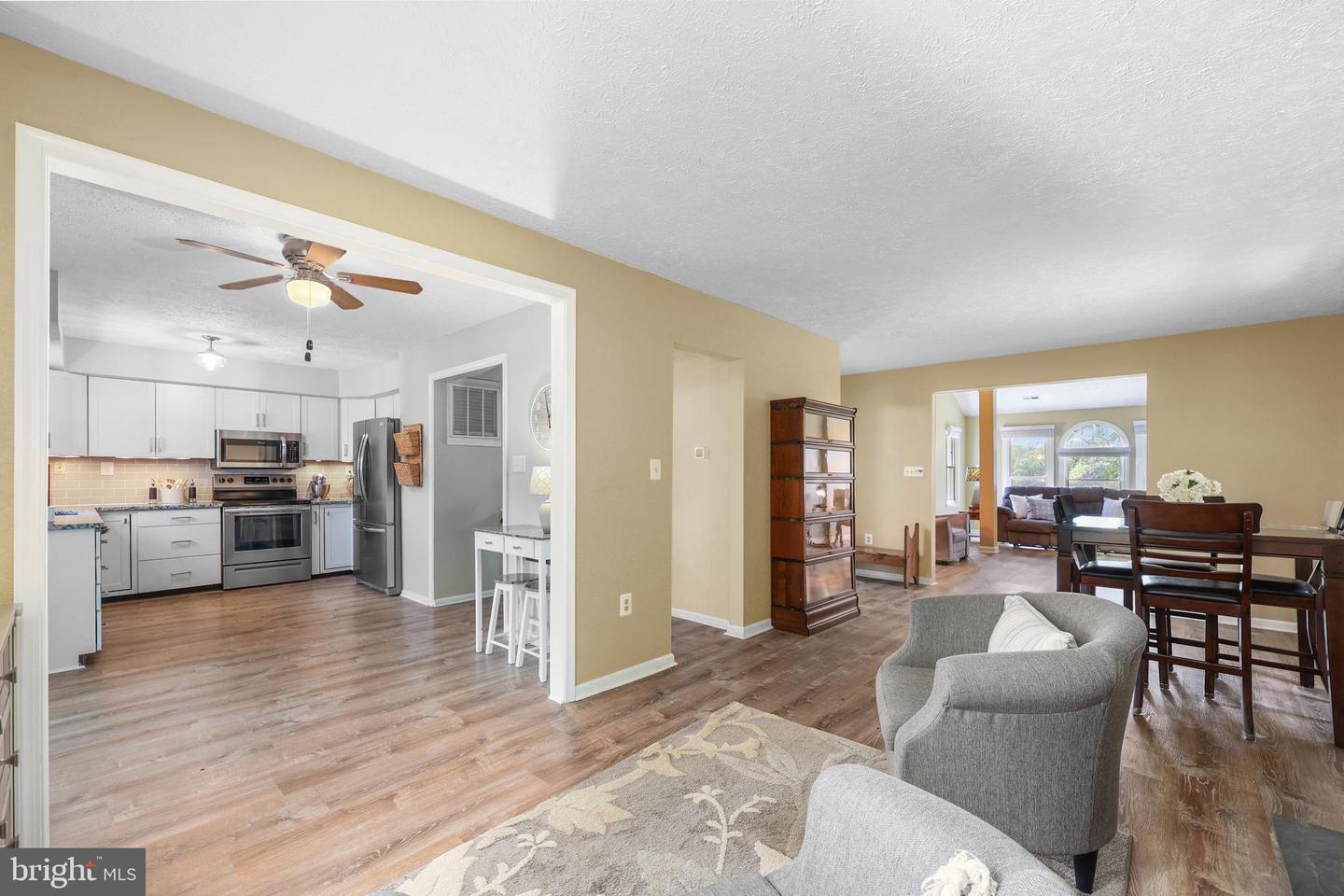 9235 LEES RIDGE RD, WARRENTON, Virginia 20186, 4 Bedrooms Bedrooms, ,2 BathroomsBathrooms,Residential,For sale,9235 LEES RIDGE RD,VAFQ2017294 MLS # VAFQ2017294