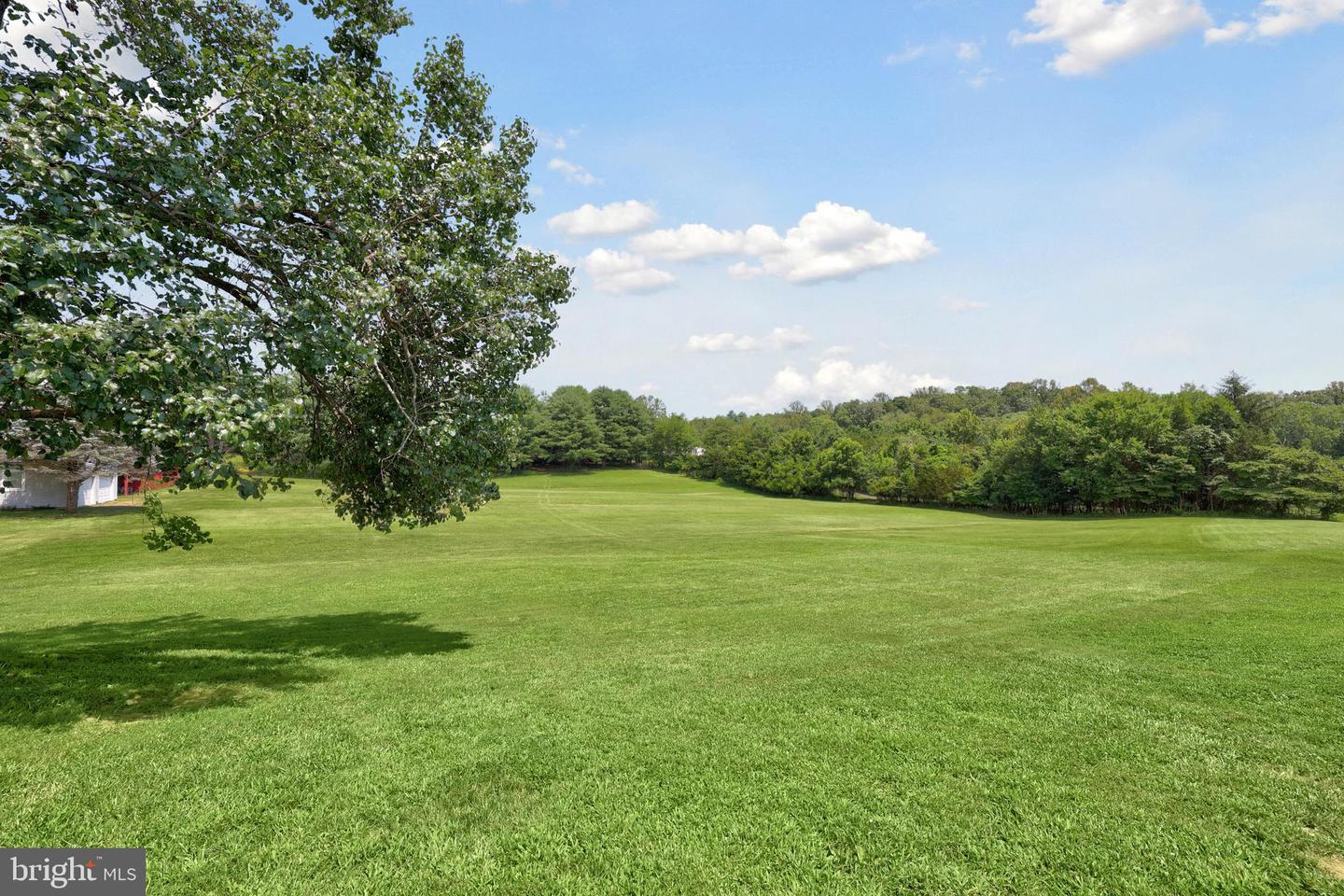 9235 LEES RIDGE RD, WARRENTON, Virginia 20186, 4 Bedrooms Bedrooms, ,2 BathroomsBathrooms,Residential,For sale,9235 LEES RIDGE RD,VAFQ2017294 MLS # VAFQ2017294