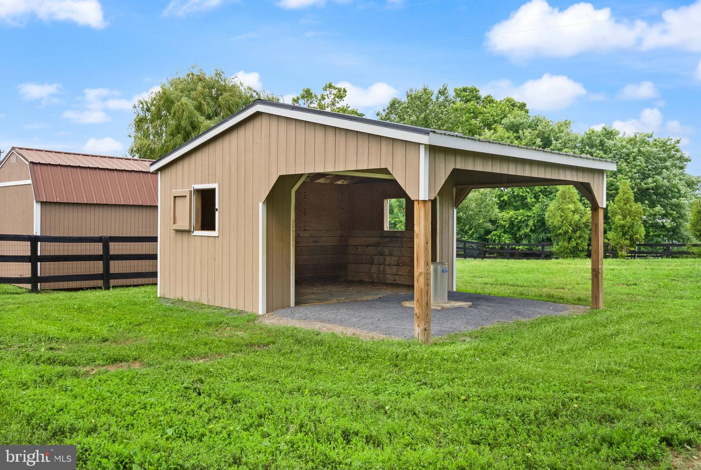 20596 AIRMONT RD, BLUEMONT, Virginia 20135, 3 Bedrooms Bedrooms, ,2 BathroomsBathrooms,Residential,For sale,20596 AIRMONT RD,VALO2100986 MLS # VALO2100986