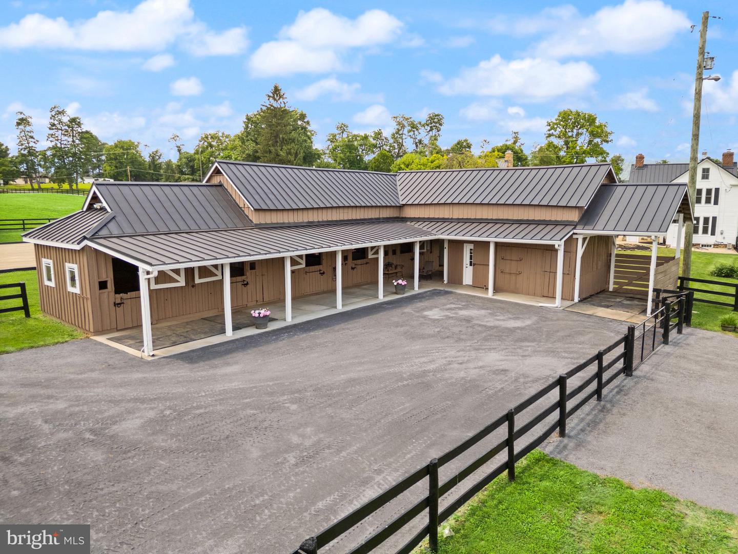 20596 AIRMONT RD, BLUEMONT, Virginia 20135, 3 Bedrooms Bedrooms, ,2 BathroomsBathrooms,Residential,For sale,20596 AIRMONT RD,VALO2100986 MLS # VALO2100986