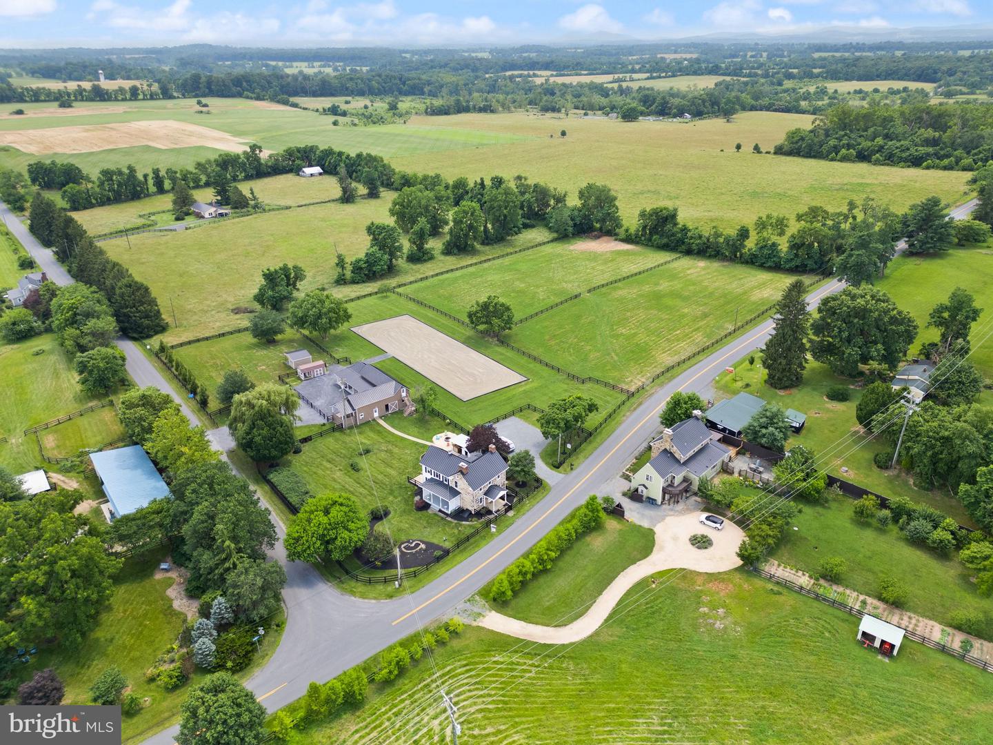 20596 AIRMONT RD, BLUEMONT, Virginia 20135, 3 Bedrooms Bedrooms, ,2 BathroomsBathrooms,Residential,For sale,20596 AIRMONT RD,VALO2100986 MLS # VALO2100986