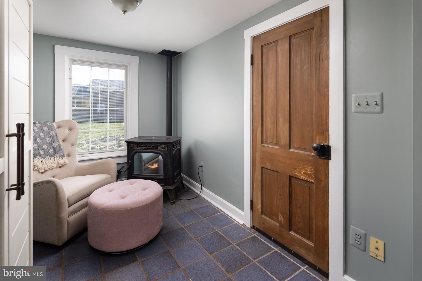 20596 AIRMONT RD, BLUEMONT, Virginia 20135, 3 Bedrooms Bedrooms, ,2 BathroomsBathrooms,Residential,For sale,20596 AIRMONT RD,VALO2100986 MLS # VALO2100986