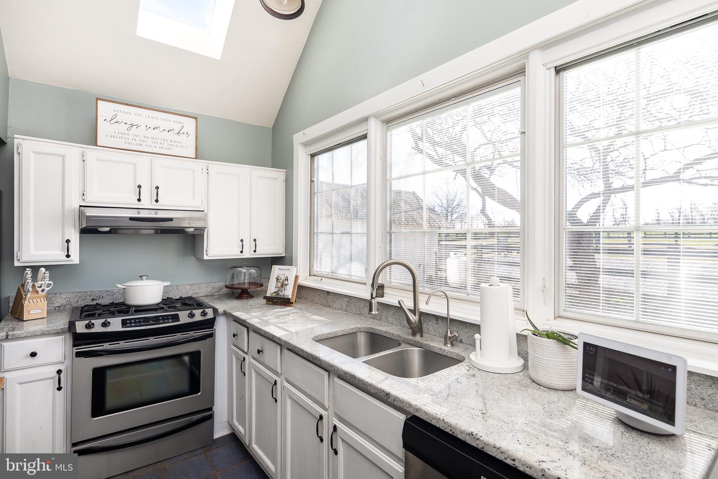 20596 AIRMONT RD, BLUEMONT, Virginia 20135, 3 Bedrooms Bedrooms, ,2 BathroomsBathrooms,Residential,For sale,20596 AIRMONT RD,VALO2100986 MLS # VALO2100986