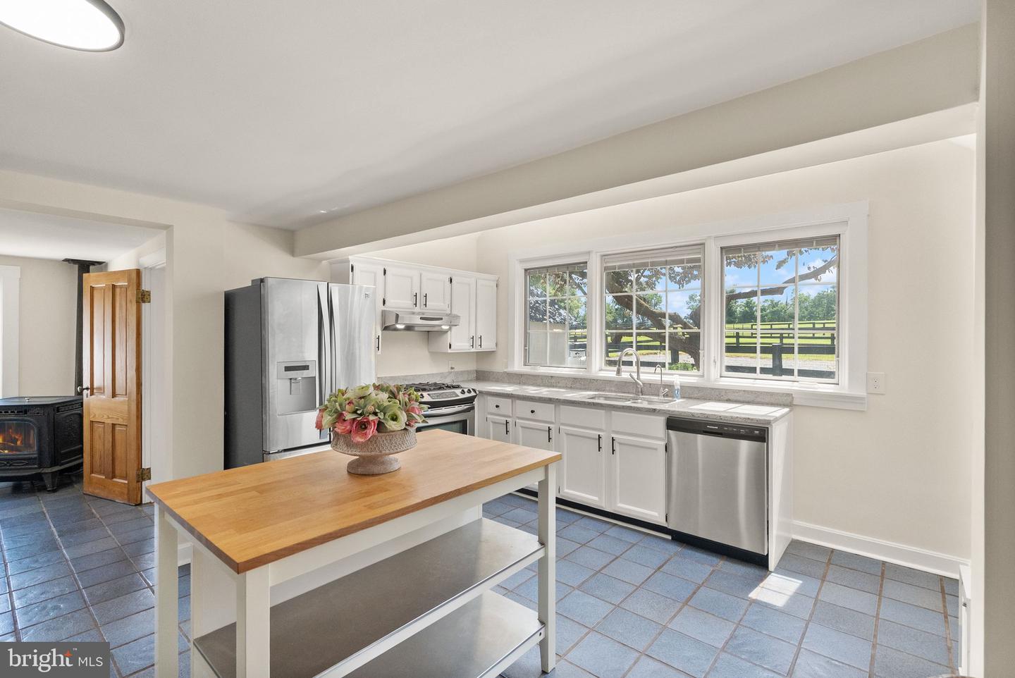 20596 AIRMONT RD, BLUEMONT, Virginia 20135, 3 Bedrooms Bedrooms, ,2 BathroomsBathrooms,Residential,For sale,20596 AIRMONT RD,VALO2100986 MLS # VALO2100986