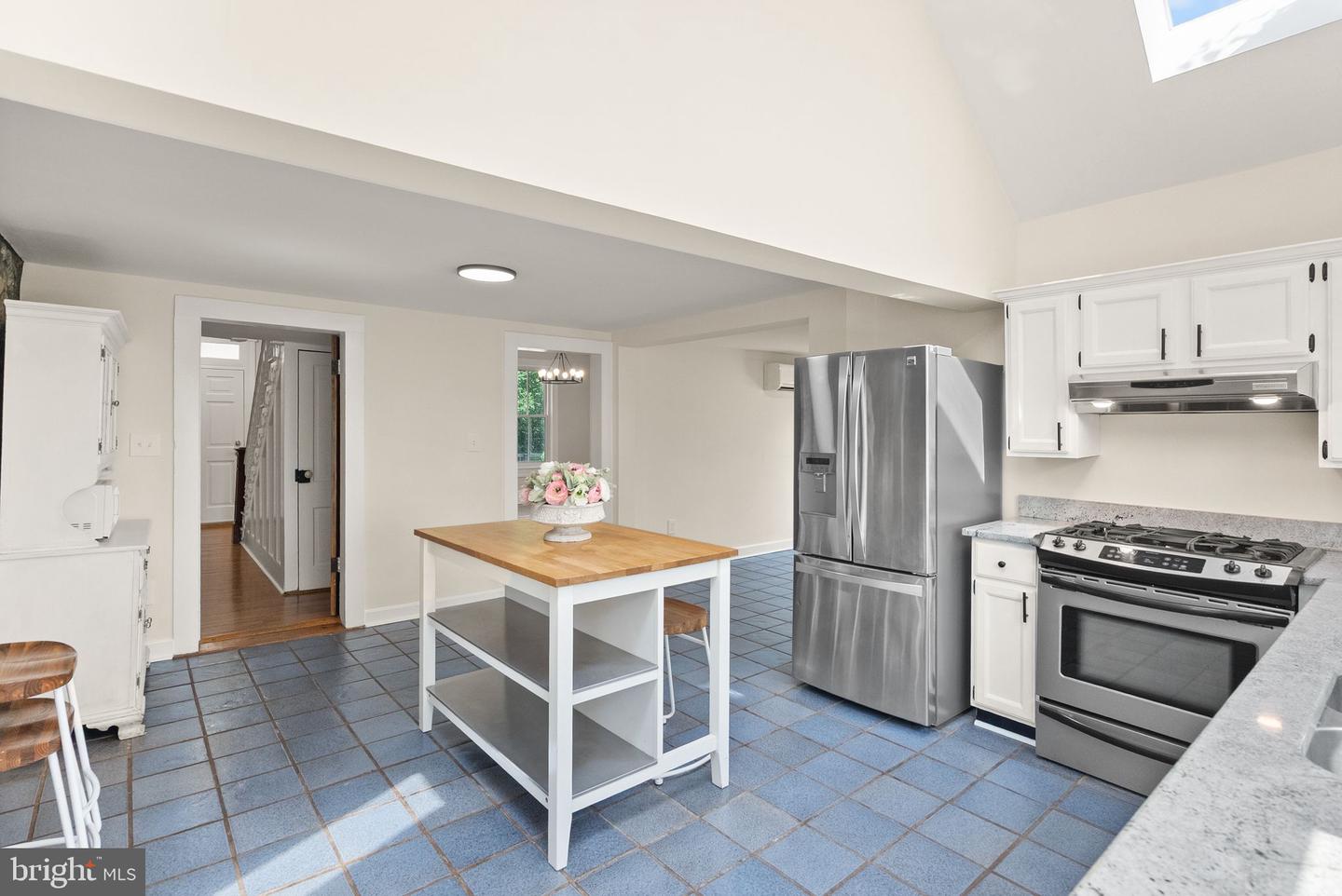 20596 AIRMONT RD, BLUEMONT, Virginia 20135, 3 Bedrooms Bedrooms, ,2 BathroomsBathrooms,Residential,For sale,20596 AIRMONT RD,VALO2100986 MLS # VALO2100986