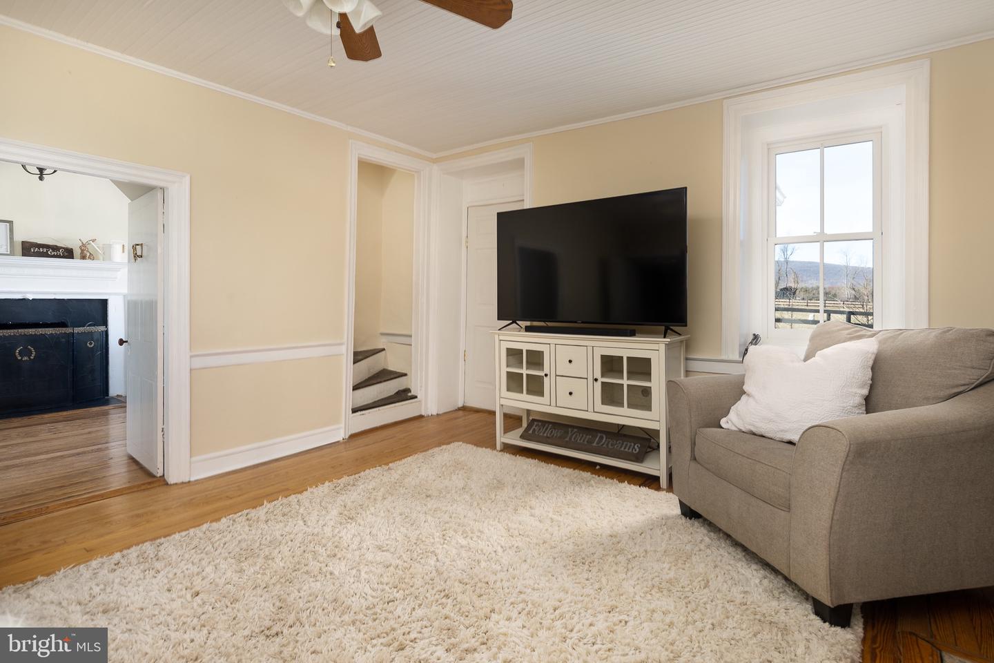 20596 AIRMONT RD, BLUEMONT, Virginia 20135, 3 Bedrooms Bedrooms, ,2 BathroomsBathrooms,Residential,For sale,20596 AIRMONT RD,VALO2100986 MLS # VALO2100986