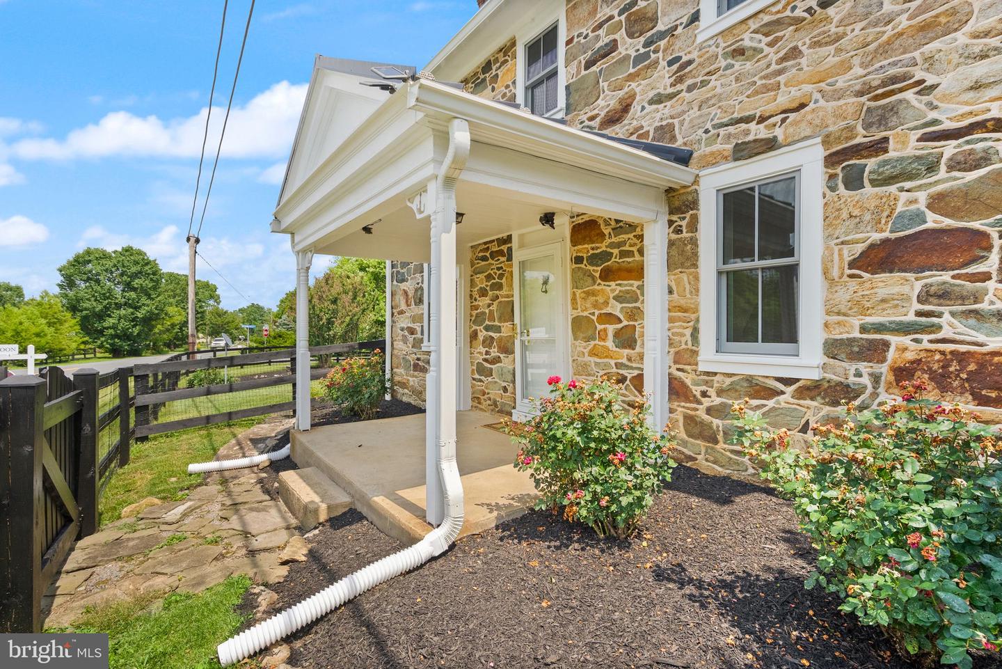 20596 AIRMONT RD, BLUEMONT, Virginia 20135, 3 Bedrooms Bedrooms, ,2 BathroomsBathrooms,Residential,For sale,20596 AIRMONT RD,VALO2100986 MLS # VALO2100986