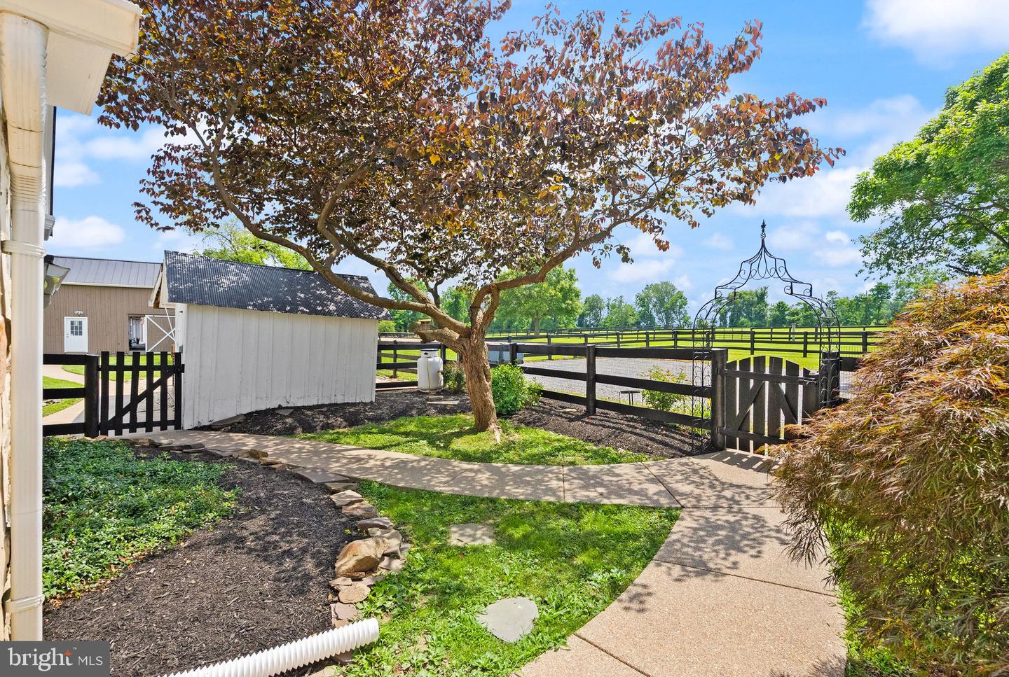 20596 AIRMONT RD, BLUEMONT, Virginia 20135, 3 Bedrooms Bedrooms, ,2 BathroomsBathrooms,Residential,For sale,20596 AIRMONT RD,VALO2100986 MLS # VALO2100986