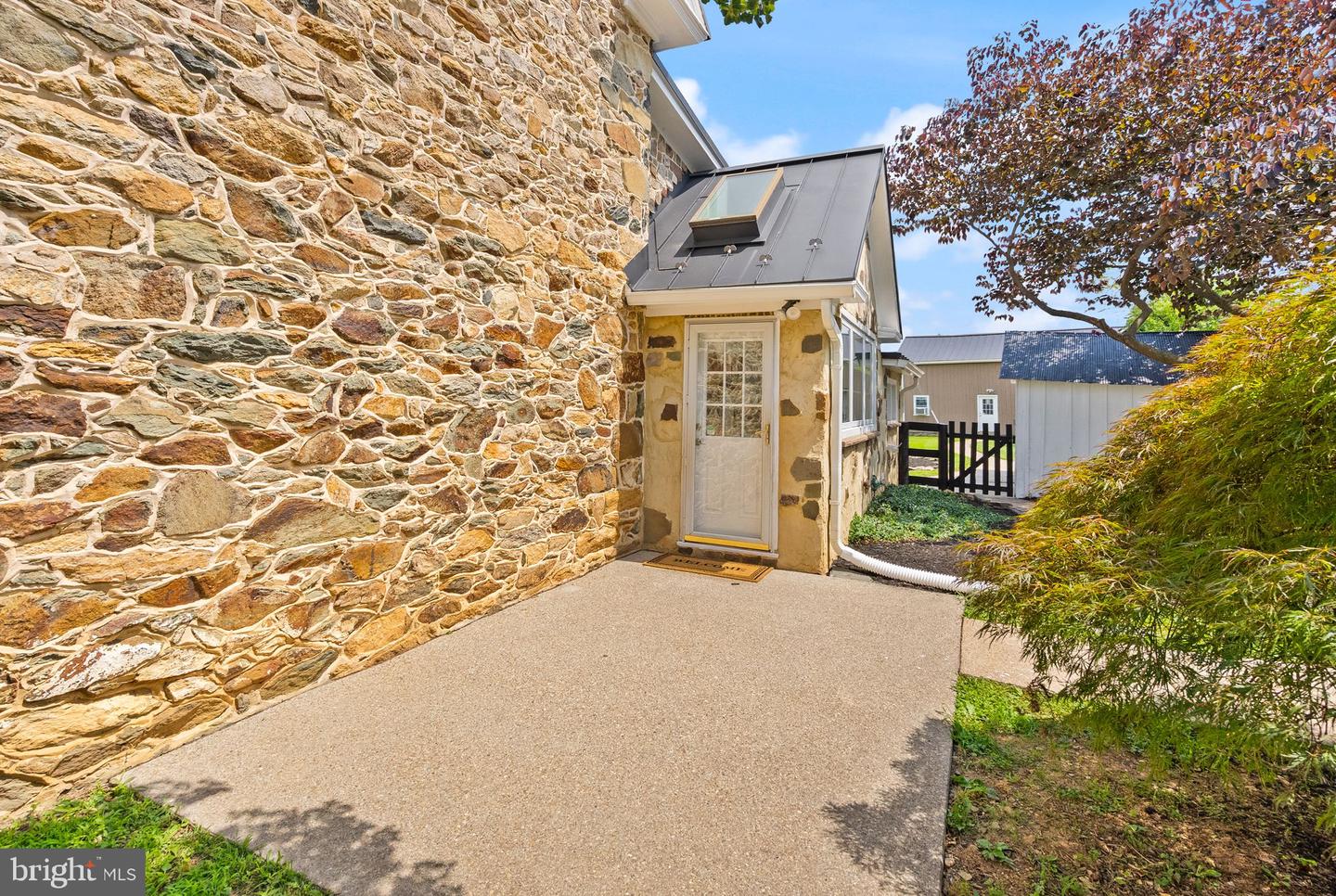 20596 AIRMONT RD, BLUEMONT, Virginia 20135, 3 Bedrooms Bedrooms, ,2 BathroomsBathrooms,Residential,For sale,20596 AIRMONT RD,VALO2100986 MLS # VALO2100986