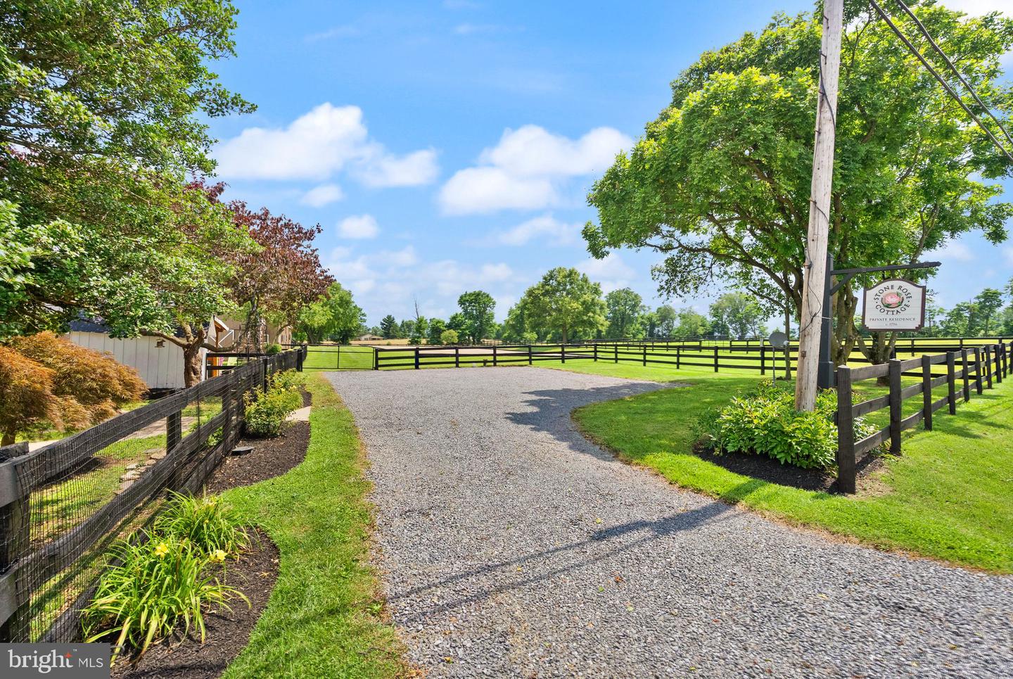 20596 AIRMONT RD, BLUEMONT, Virginia 20135, 3 Bedrooms Bedrooms, ,2 BathroomsBathrooms,Residential,For sale,20596 AIRMONT RD,VALO2100986 MLS # VALO2100986