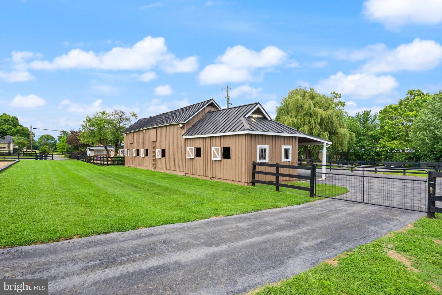 20596 AIRMONT RD, BLUEMONT, Virginia 20135, 3 Bedrooms Bedrooms, ,2 BathroomsBathrooms,Residential,For sale,20596 AIRMONT RD,VALO2100986 MLS # VALO2100986