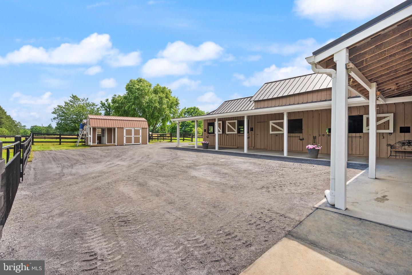 20596 AIRMONT RD, BLUEMONT, Virginia 20135, 3 Bedrooms Bedrooms, ,2 BathroomsBathrooms,Residential,For sale,20596 AIRMONT RD,VALO2100986 MLS # VALO2100986