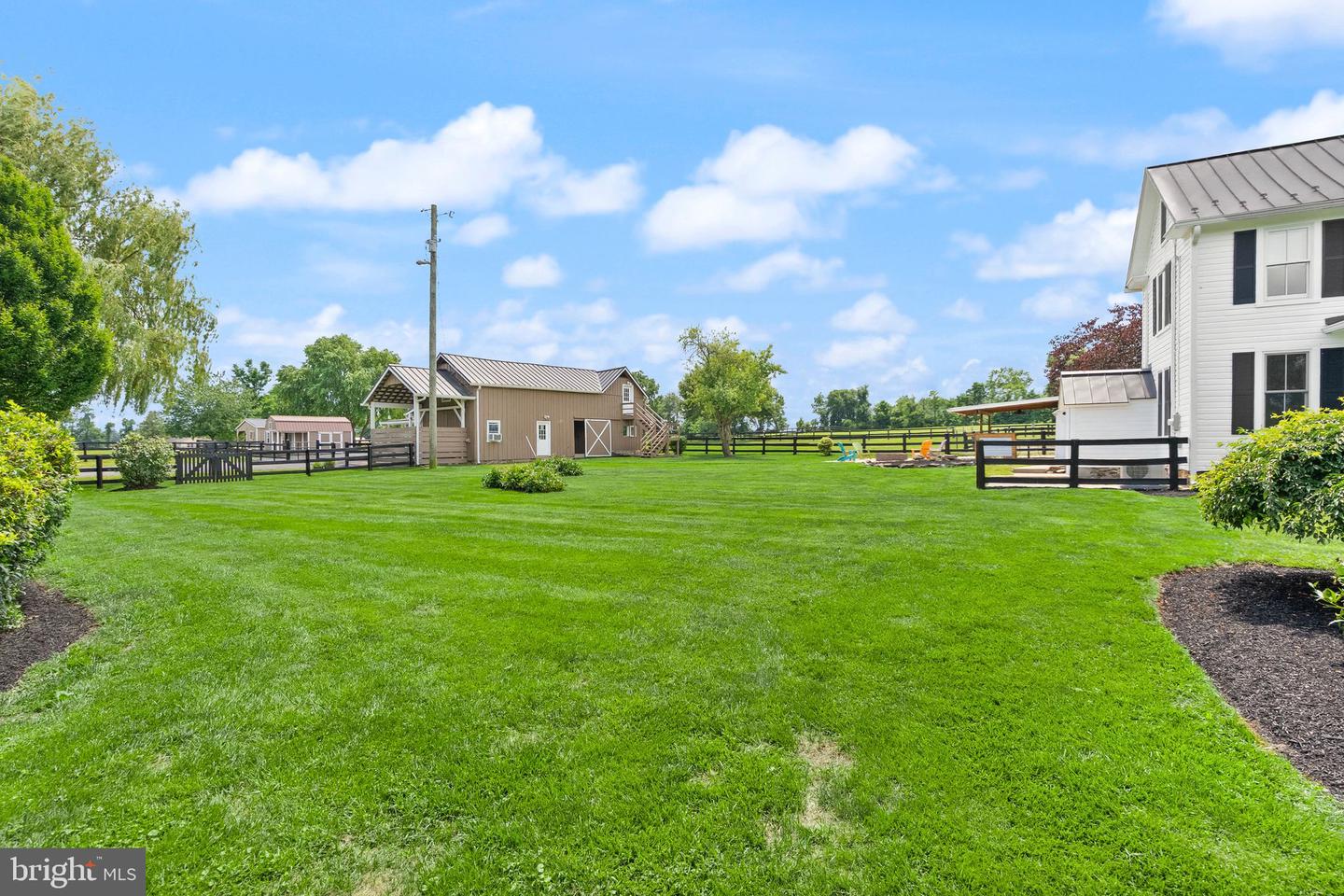 20596 AIRMONT RD, BLUEMONT, Virginia 20135, 3 Bedrooms Bedrooms, ,2 BathroomsBathrooms,Residential,For sale,20596 AIRMONT RD,VALO2100986 MLS # VALO2100986