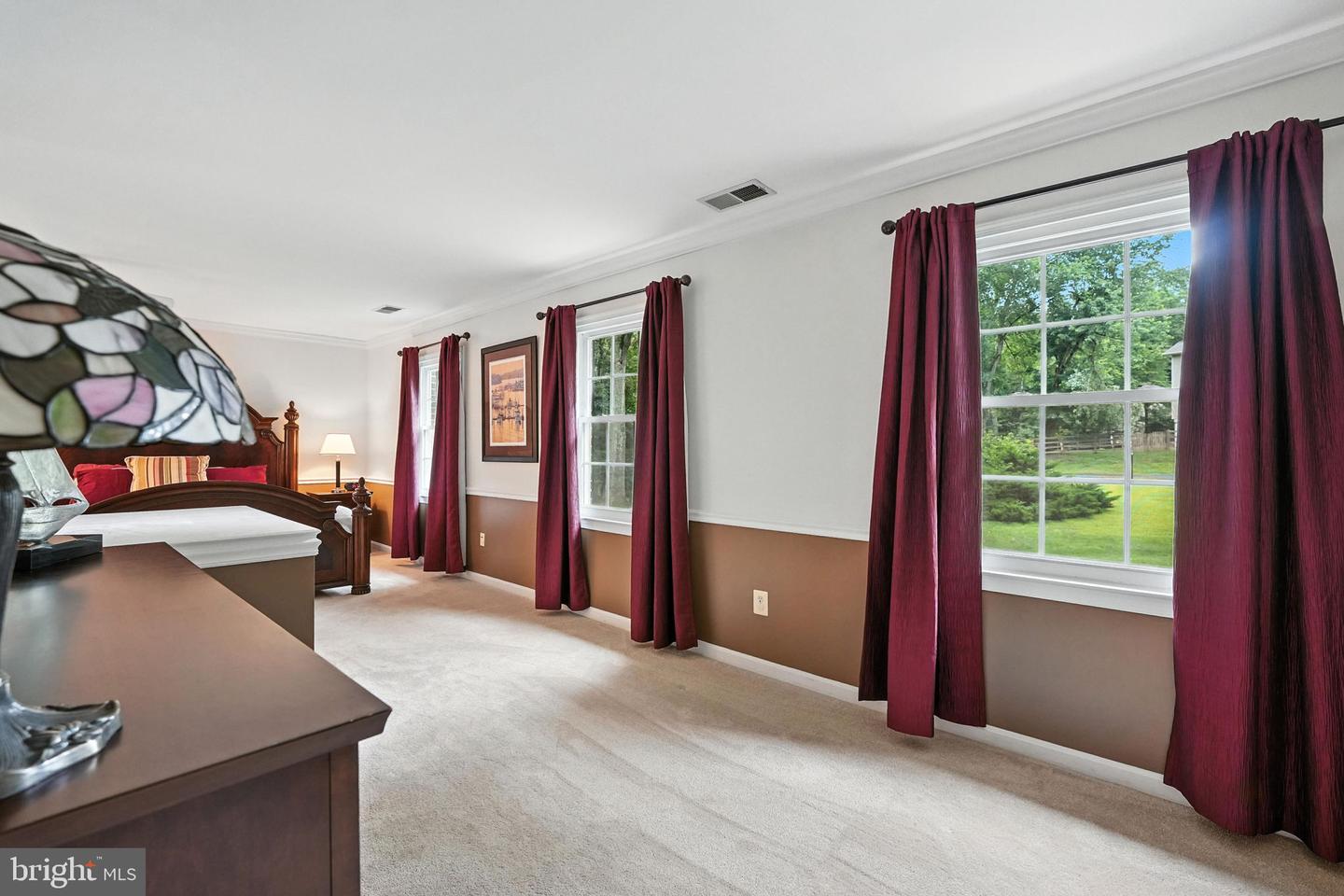 11923 LATIGO LN, OAKTON, Virginia 22124, 4 Bedrooms Bedrooms, ,3 BathroomsBathrooms,Residential,For sale,11923 LATIGO LN,VAFX2252972 MLS # VAFX2252972