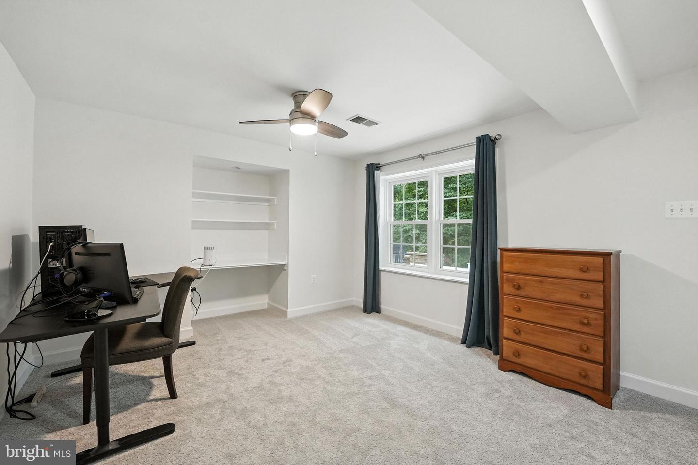 11923 LATIGO LN, OAKTON, Virginia 22124, 4 Bedrooms Bedrooms, ,3 BathroomsBathrooms,Residential,For sale,11923 LATIGO LN,VAFX2252972 MLS # VAFX2252972