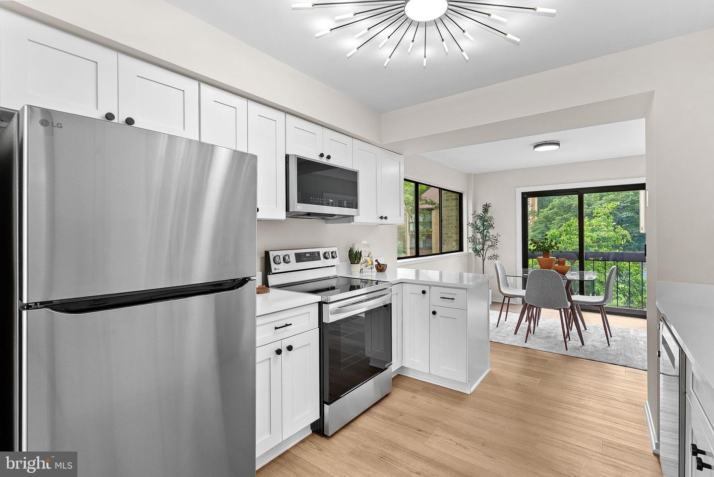 3180 READSBOROUGH CT, FAIRFAX, Virginia 22031, 3 Bedrooms Bedrooms, ,2 BathroomsBathrooms,Residential,For sale,3180 READSBOROUGH CT,VAFX2252990 MLS # VAFX2252990