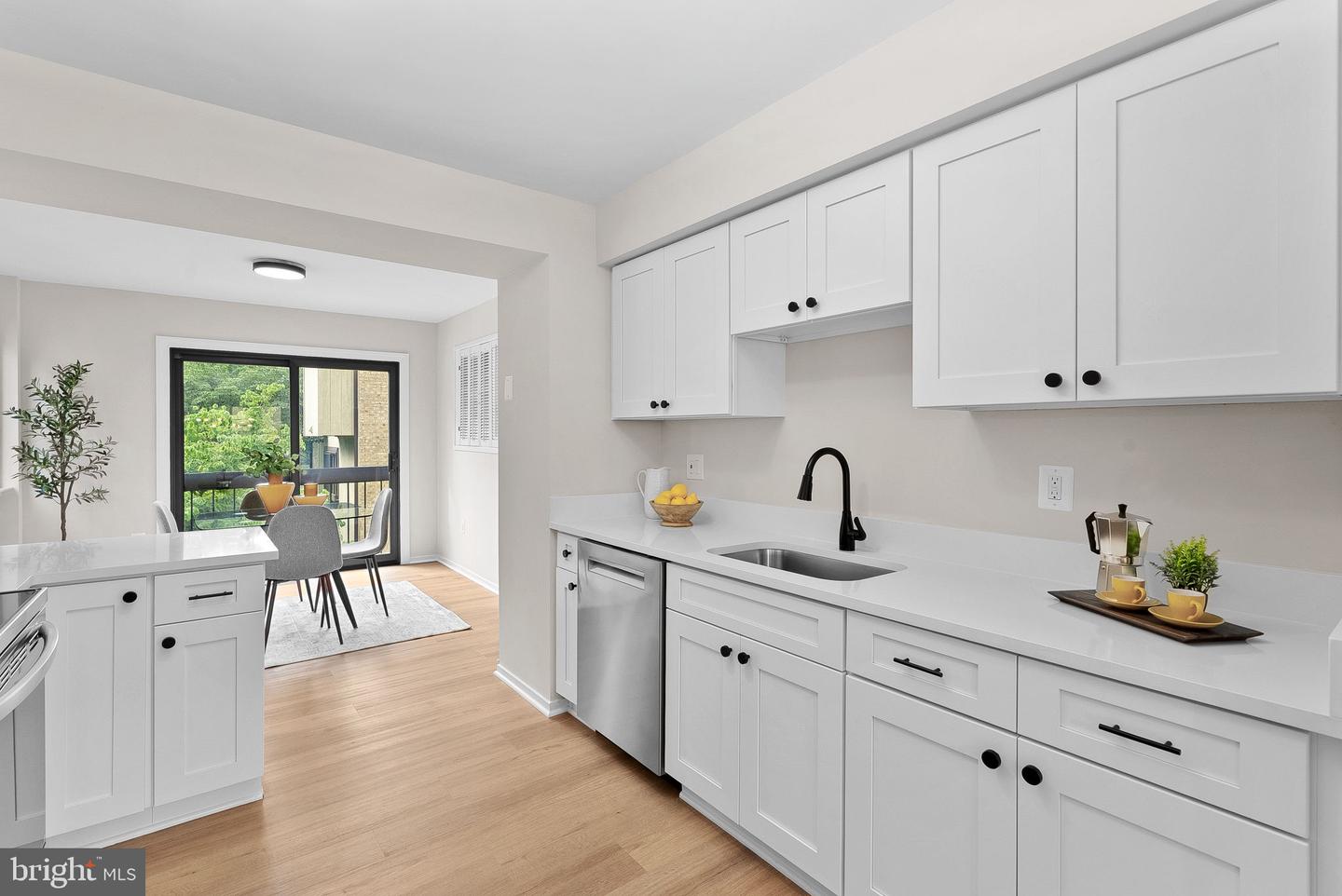 3180 READSBOROUGH CT, FAIRFAX, Virginia 22031, 3 Bedrooms Bedrooms, ,2 BathroomsBathrooms,Residential,For sale,3180 READSBOROUGH CT,VAFX2252990 MLS # VAFX2252990