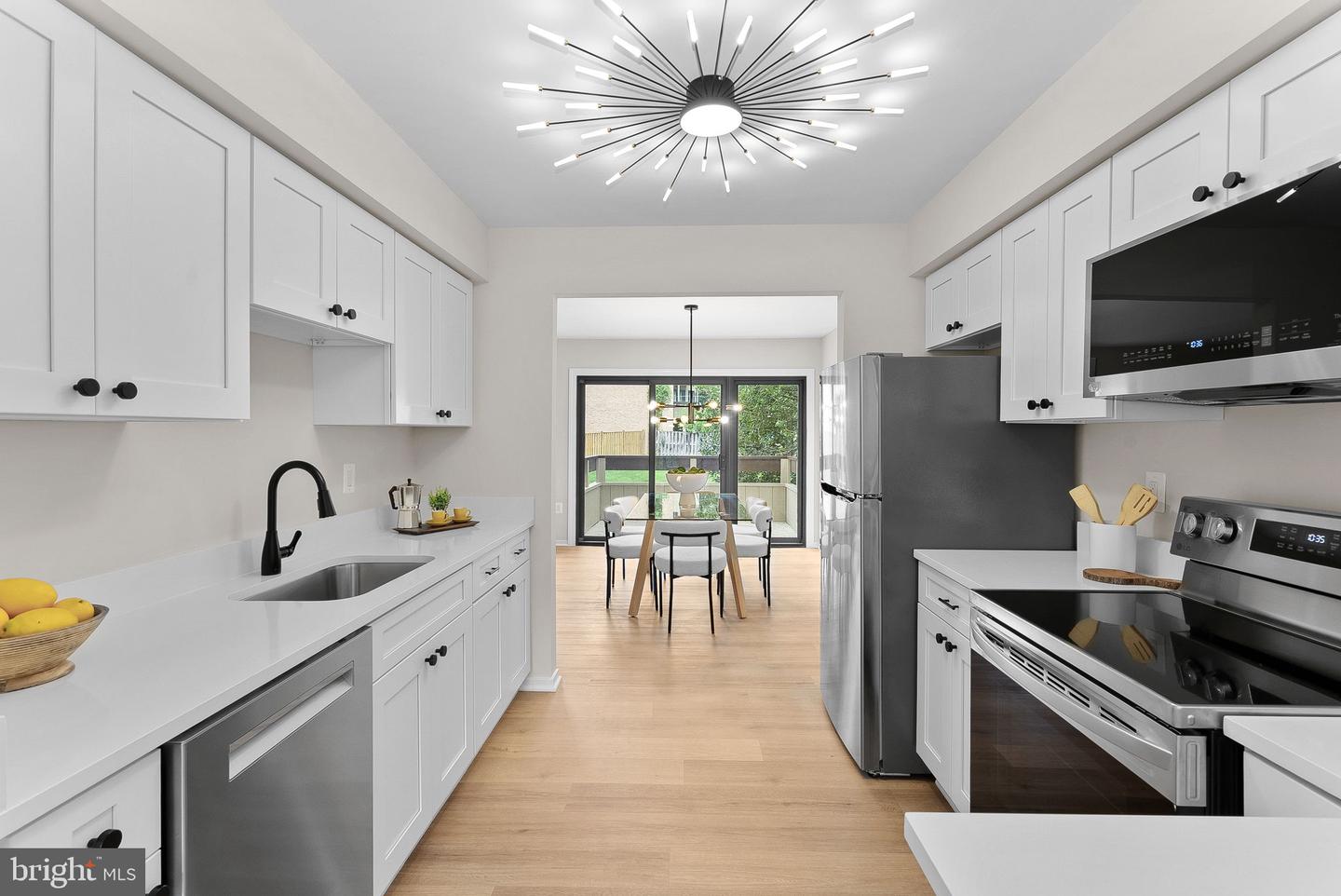 3180 READSBOROUGH CT, FAIRFAX, Virginia 22031, 3 Bedrooms Bedrooms, ,2 BathroomsBathrooms,Residential,For sale,3180 READSBOROUGH CT,VAFX2252990 MLS # VAFX2252990