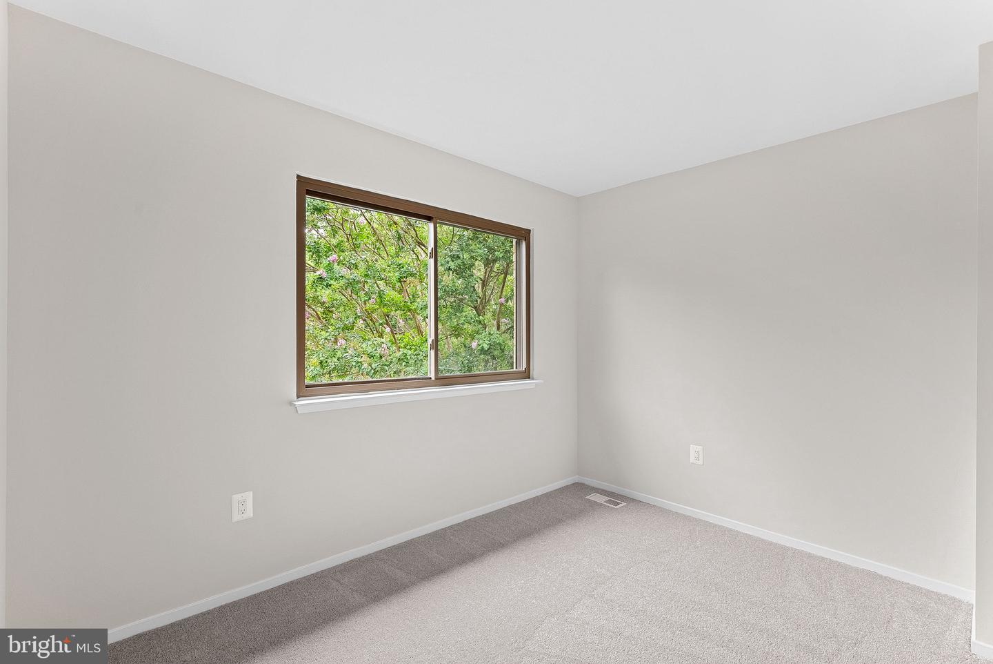 3180 READSBOROUGH CT, FAIRFAX, Virginia 22031, 3 Bedrooms Bedrooms, ,2 BathroomsBathrooms,Residential,For sale,3180 READSBOROUGH CT,VAFX2252990 MLS # VAFX2252990