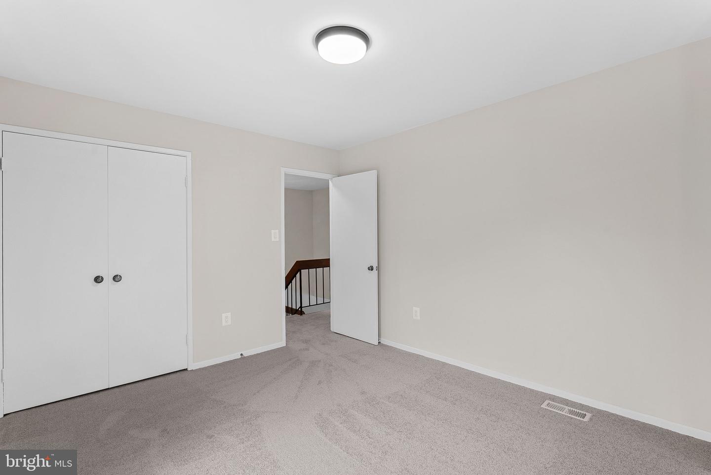 3180 READSBOROUGH CT, FAIRFAX, Virginia 22031, 3 Bedrooms Bedrooms, ,2 BathroomsBathrooms,Residential,For sale,3180 READSBOROUGH CT,VAFX2252990 MLS # VAFX2252990