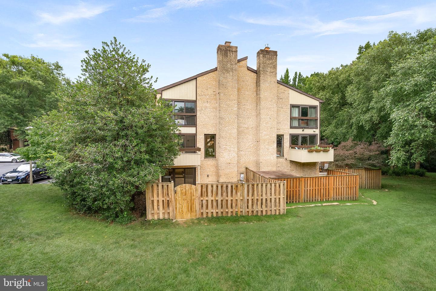 3180 READSBOROUGH CT, FAIRFAX, Virginia 22031, 3 Bedrooms Bedrooms, ,2 BathroomsBathrooms,Residential,For sale,3180 READSBOROUGH CT,VAFX2252990 MLS # VAFX2252990