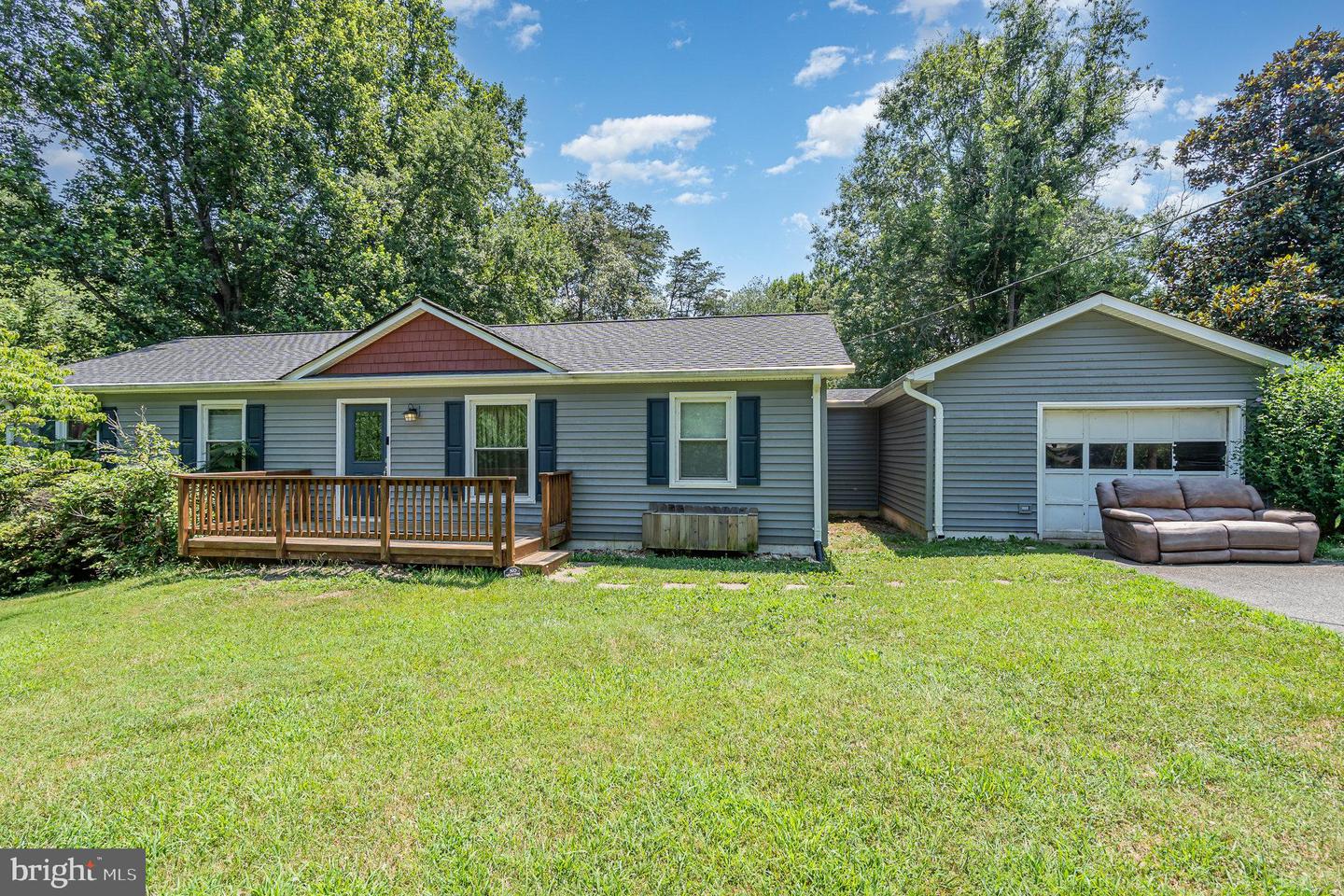 8 ASH LN, STAFFORD, Virginia 22556, 3 Bedrooms Bedrooms, ,1 BathroomBathrooms,Residential,For sale,8 ASH LN,VAST2040436 MLS # VAST2040436
