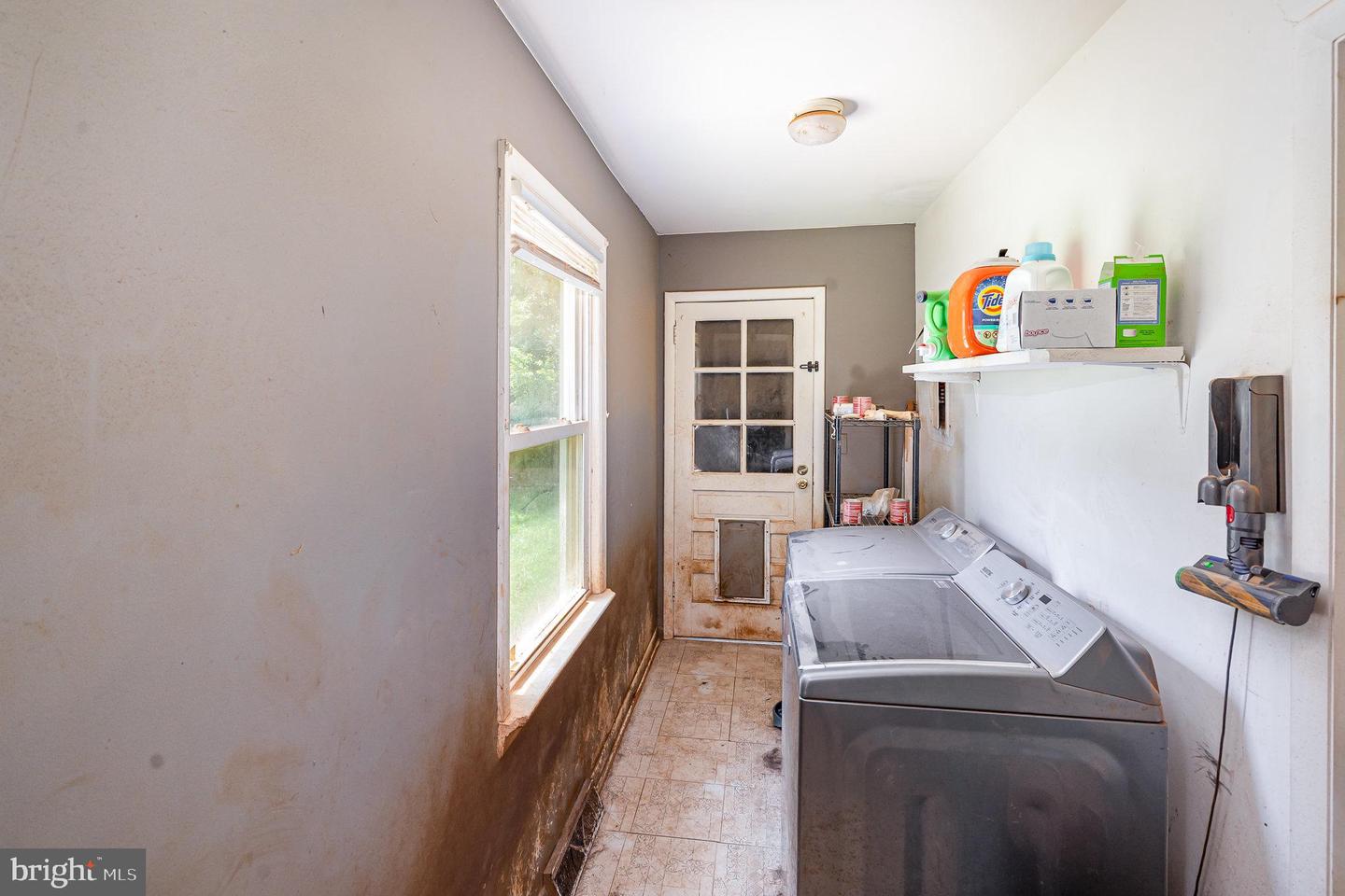 8 ASH LN, STAFFORD, Virginia 22556, 3 Bedrooms Bedrooms, ,1 BathroomBathrooms,Residential,For sale,8 ASH LN,VAST2040436 MLS # VAST2040436