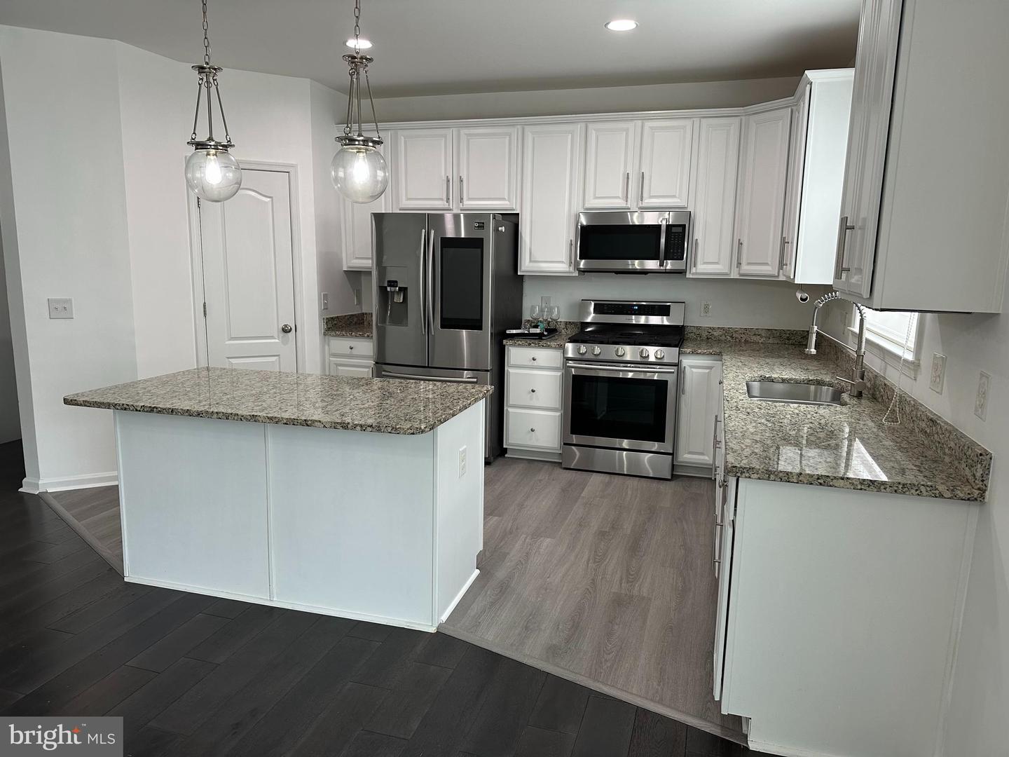 42316 SAN JUAN TER, ALDIE, Virginia 20105, 3 Bedrooms Bedrooms, ,2 BathroomsBathrooms,Residential,For sale,42316 SAN JUAN TER,VALO2101074 MLS # VALO2101074