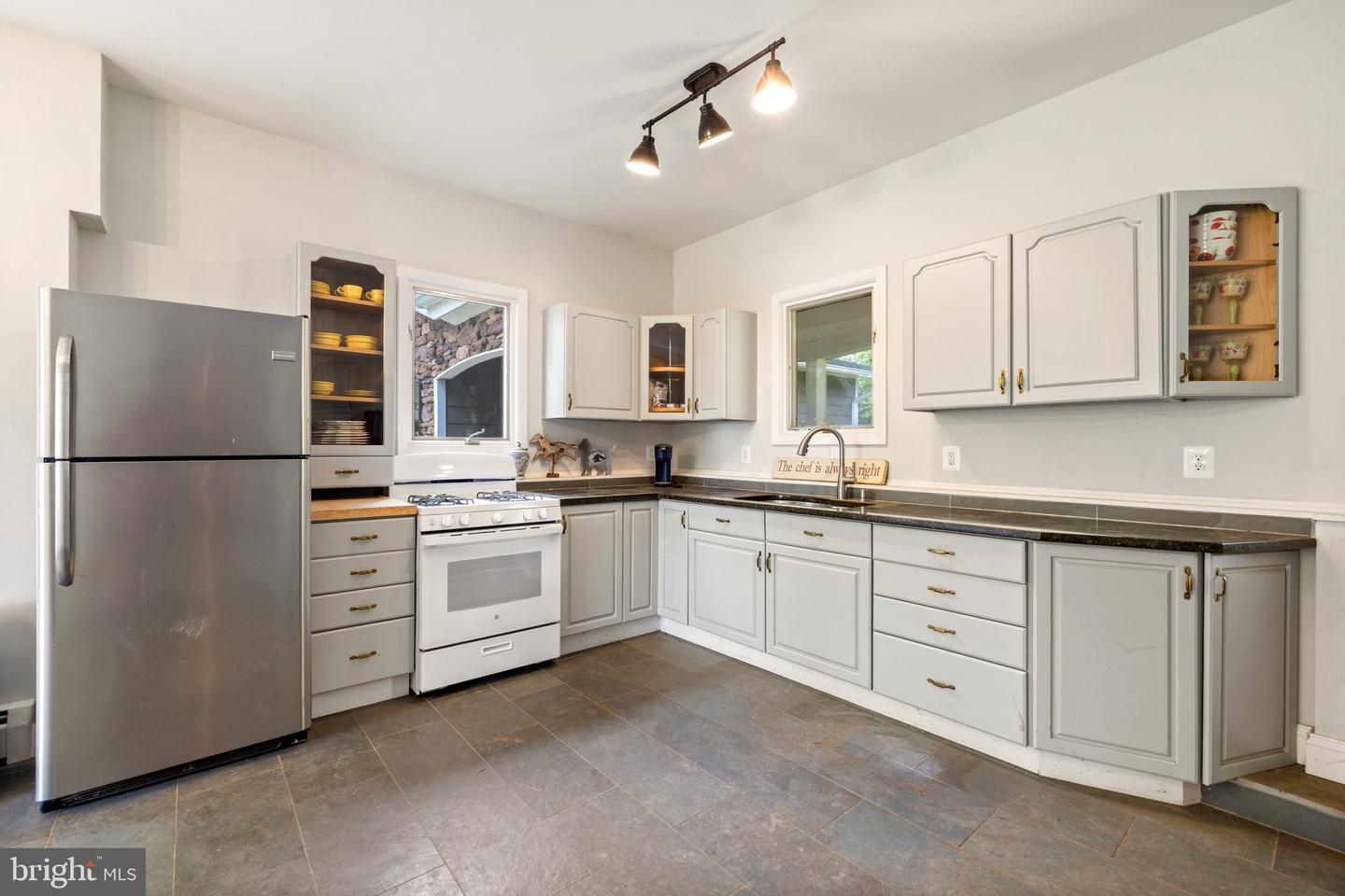 20269 TRAPPE RD, BLUEMONT, Virginia 20135, 5 Bedrooms Bedrooms, ,3 BathroomsBathrooms,Residential,For sale,20269 TRAPPE RD,VALO2101094 MLS # VALO2101094