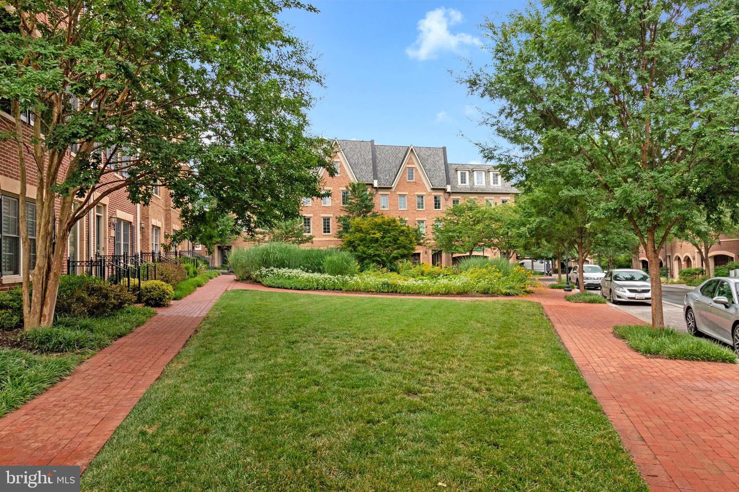 4531 WESTHALL DR NW, WASHINGTON, District Of Columbia 20007, 3 Bedrooms Bedrooms, ,3 BathroomsBathrooms,Residential,For sale,4531 WESTHALL DR NW,DCDC2208708 MLS # DCDC2208708