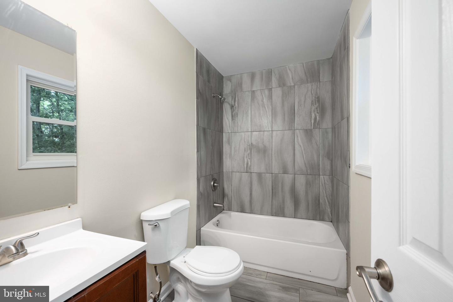 11504 MACFADEN DR, SPOTSYLVANIA, Virginia 22551, 3 Bedrooms Bedrooms, ,2 BathroomsBathrooms,Residential,For sale,11504 MACFADEN DR,VASP2034546 MLS # VASP2034546