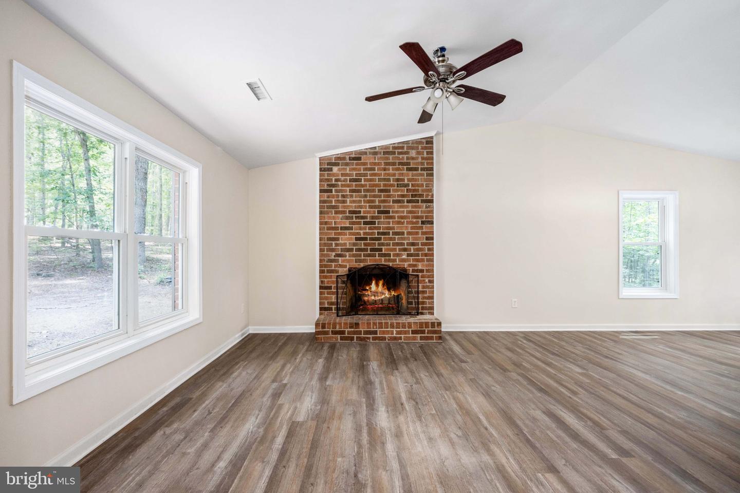 11504 MACFADEN DR, SPOTSYLVANIA, Virginia 22551, 3 Bedrooms Bedrooms, ,2 BathroomsBathrooms,Residential,For sale,11504 MACFADEN DR,VASP2034546 MLS # VASP2034546