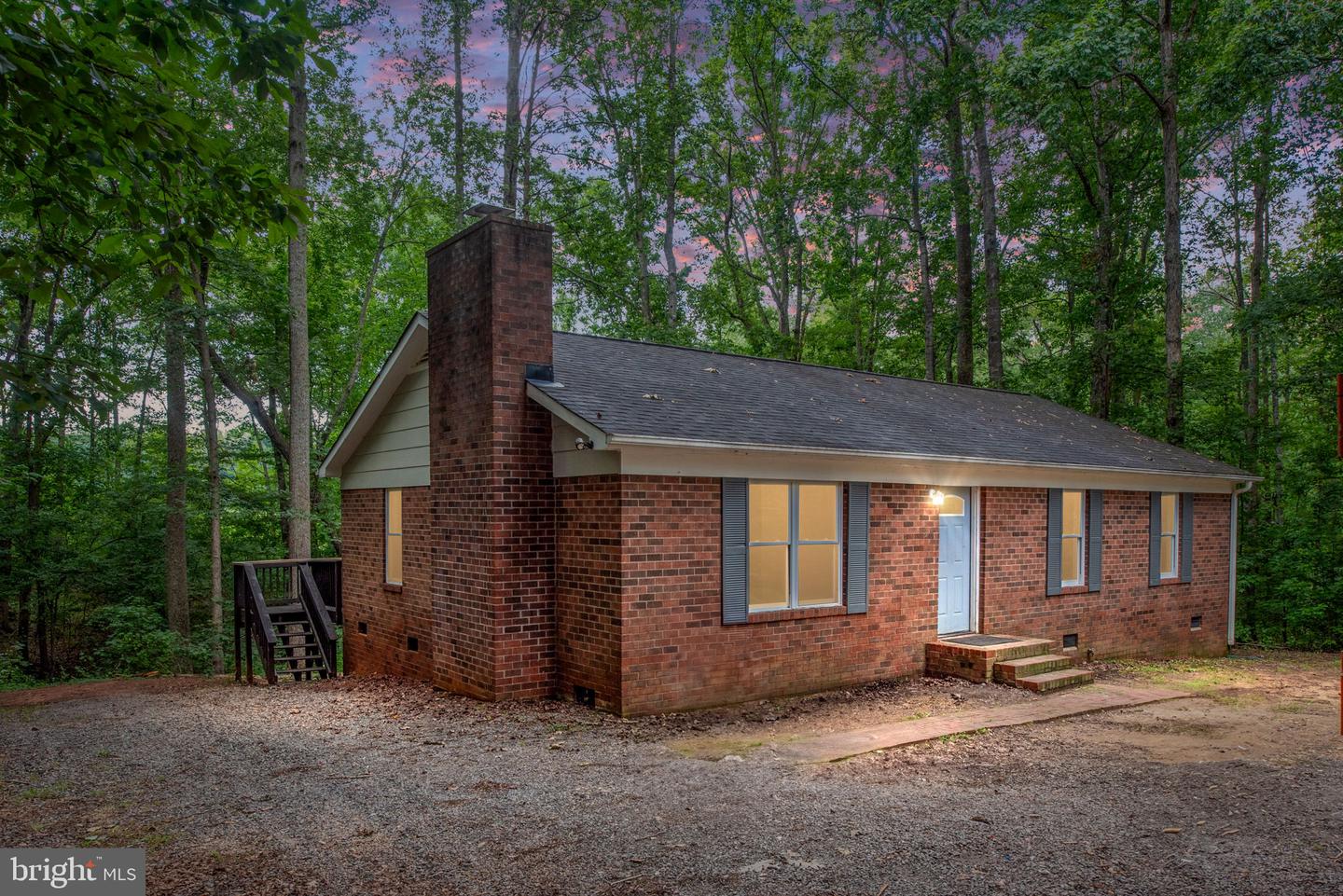 11504 MACFADEN DR, SPOTSYLVANIA, Virginia 22551, 3 Bedrooms Bedrooms, ,2 BathroomsBathrooms,Residential,For sale,11504 MACFADEN DR,VASP2034546 MLS # VASP2034546