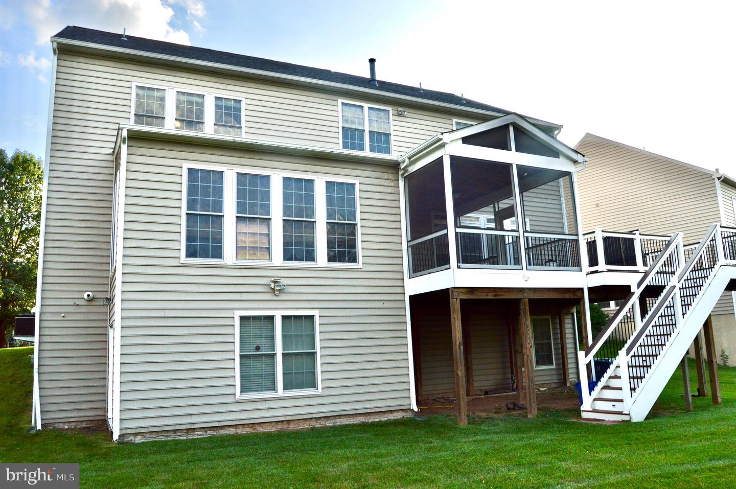 43844 CHURCHILL GLEN DR, CHANTILLY, Virginia 20152, 5 Bedrooms Bedrooms, ,4 BathroomsBathrooms,Residential,For sale,43844 CHURCHILL GLEN DR,VALO2101534 MLS # VALO2101534