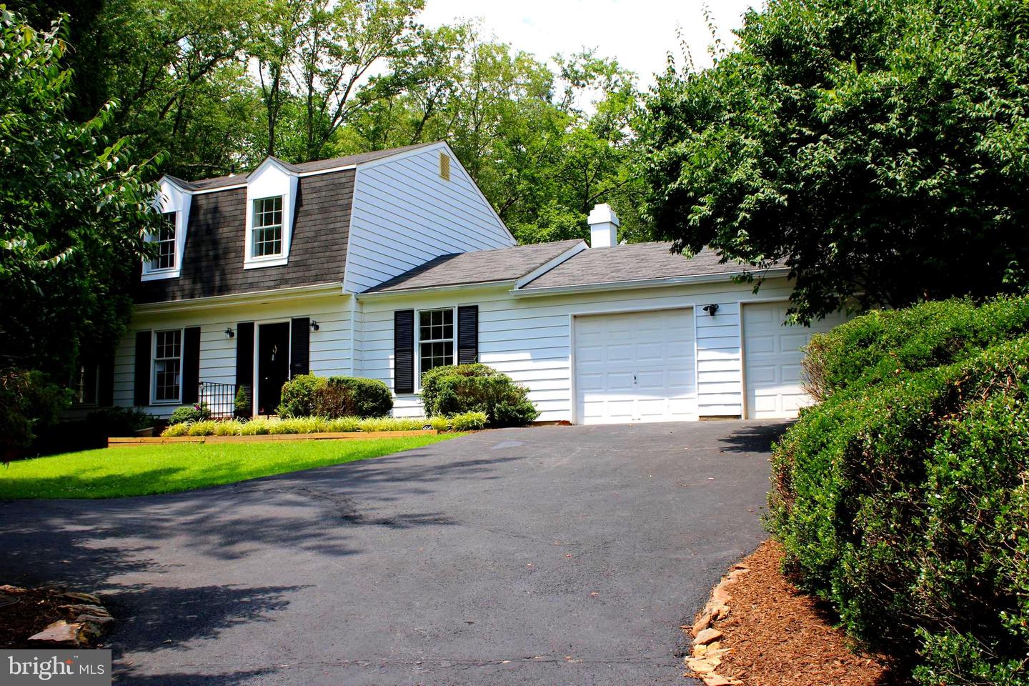 1802 CRANBERRY LN, RESTON, Virginia 20191, 4 Bedrooms Bedrooms, ,2 BathroomsBathrooms,Residential,For sale,1802 CRANBERRY LN,VAFX2254444 MLS # VAFX2254444