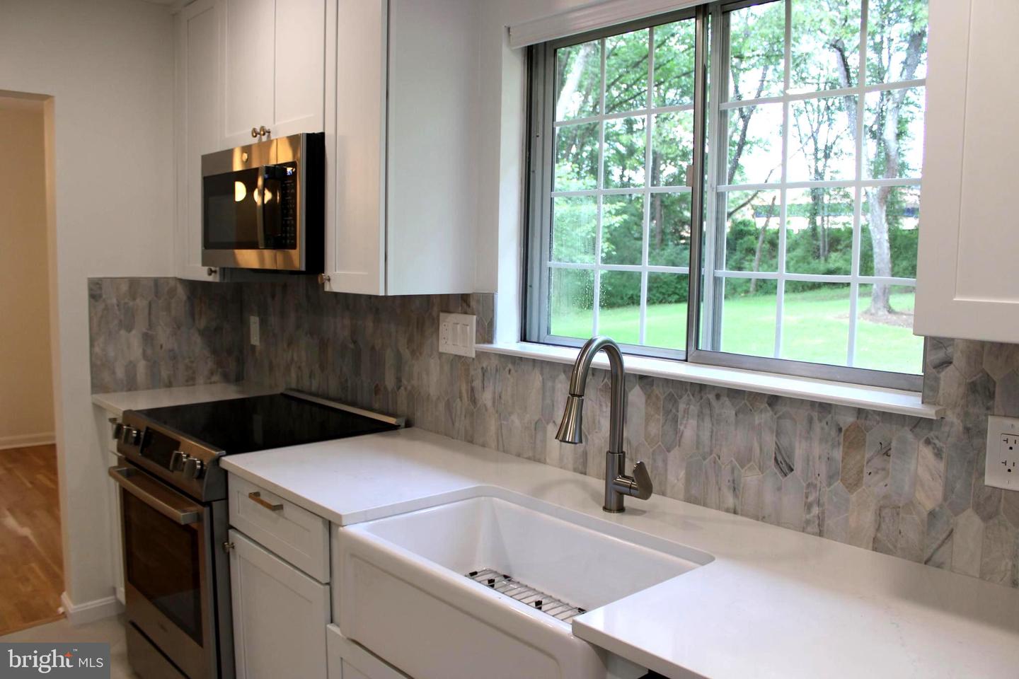 1802 CRANBERRY LN, RESTON, Virginia 20191, 4 Bedrooms Bedrooms, ,2 BathroomsBathrooms,Residential,For sale,1802 CRANBERRY LN,VAFX2254444 MLS # VAFX2254444