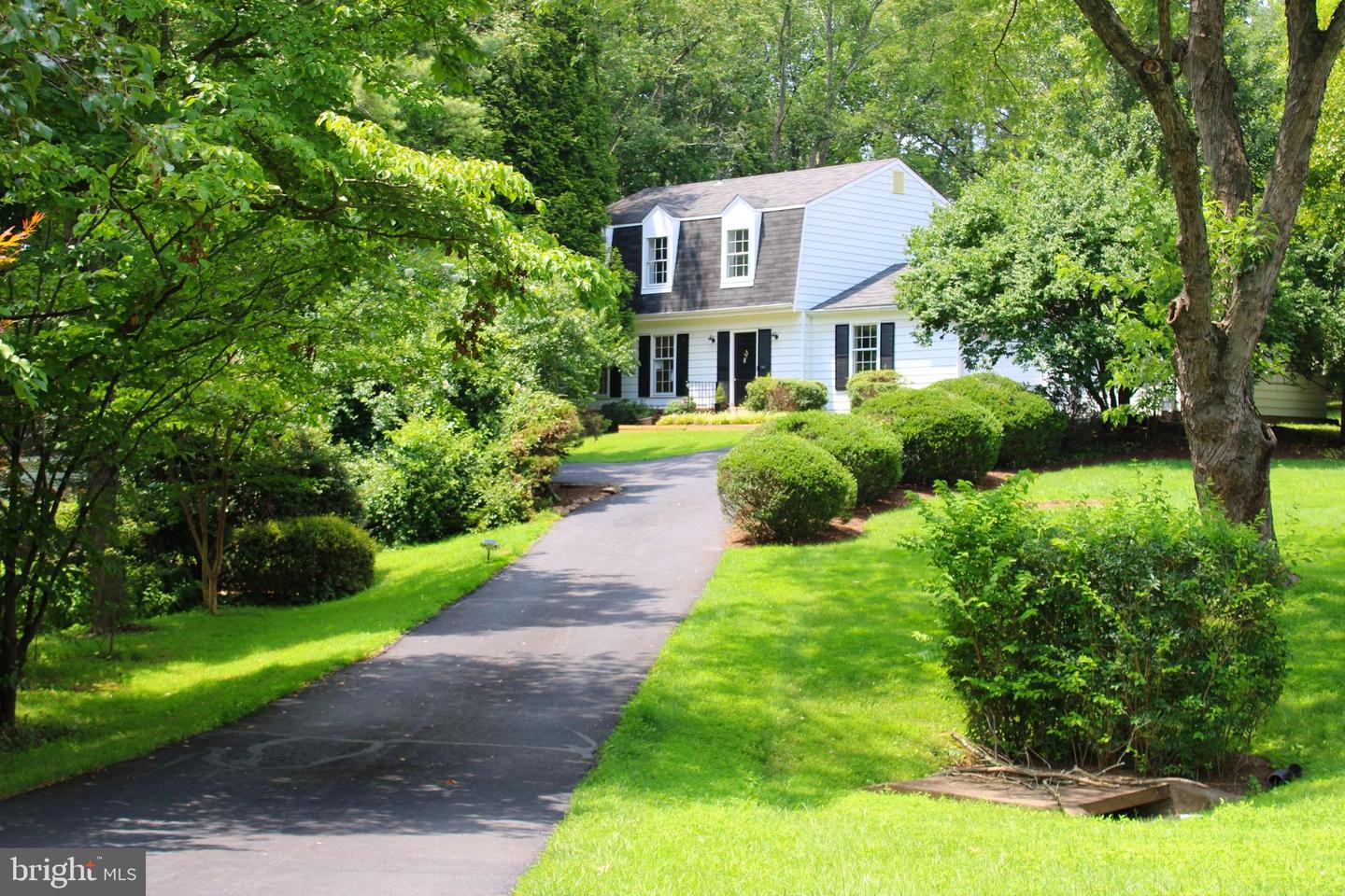 1802 CRANBERRY LN, RESTON, Virginia 20191, 4 Bedrooms Bedrooms, ,2 BathroomsBathrooms,Residential,For sale,1802 CRANBERRY LN,VAFX2254444 MLS # VAFX2254444