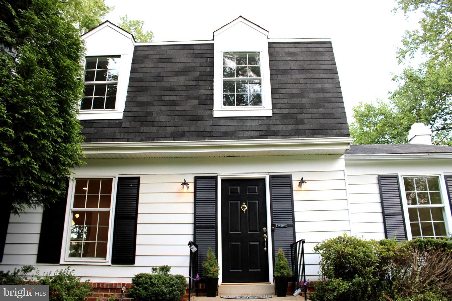 1802 CRANBERRY LN, RESTON, Virginia 20191, 4 Bedrooms Bedrooms, ,2 BathroomsBathrooms,Residential,For sale,1802 CRANBERRY LN,VAFX2254444 MLS # VAFX2254444