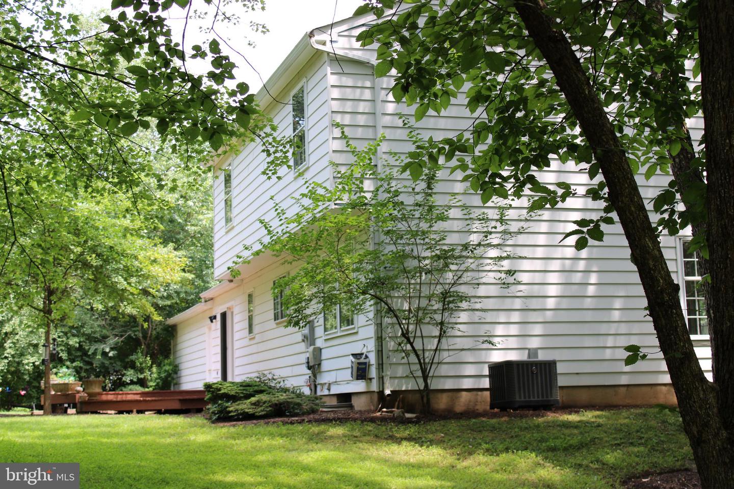 1802 CRANBERRY LN, RESTON, Virginia 20191, 4 Bedrooms Bedrooms, ,2 BathroomsBathrooms,Residential,For sale,1802 CRANBERRY LN,VAFX2254444 MLS # VAFX2254444