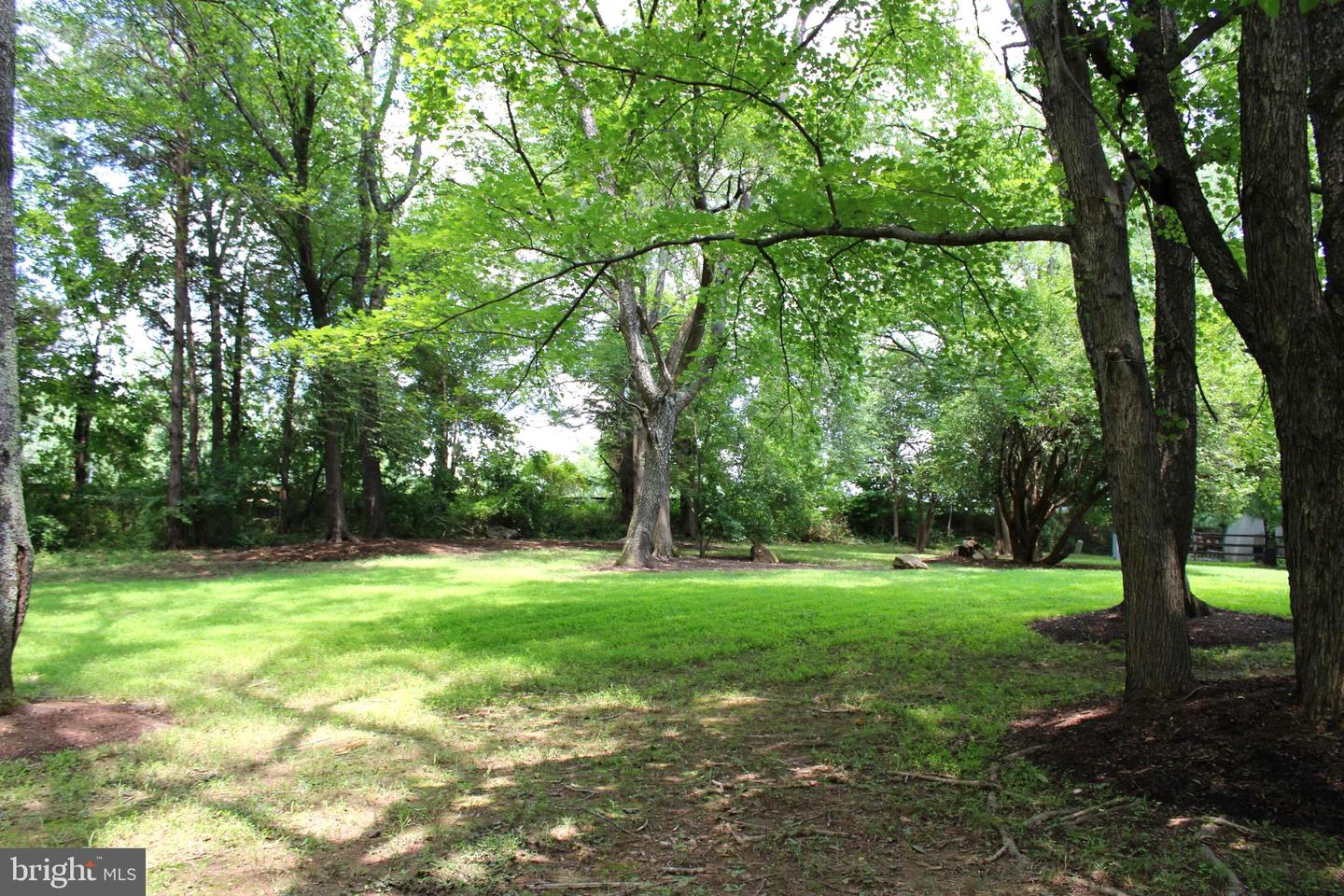 1802 CRANBERRY LN, RESTON, Virginia 20191, 4 Bedrooms Bedrooms, ,2 BathroomsBathrooms,Residential,For sale,1802 CRANBERRY LN,VAFX2254444 MLS # VAFX2254444