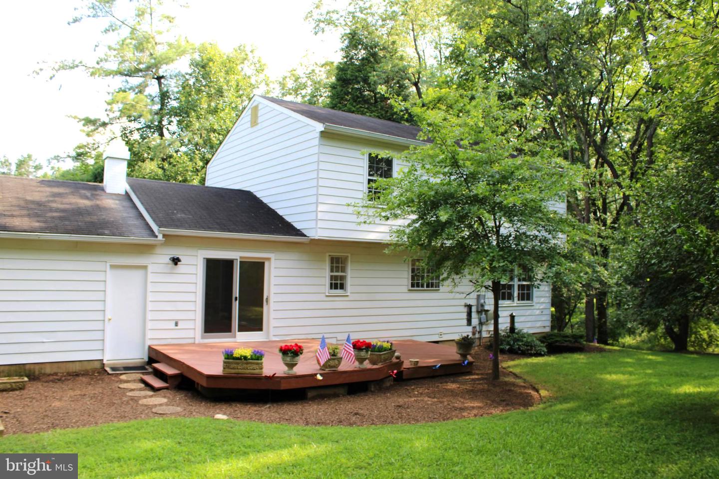 1802 CRANBERRY LN, RESTON, Virginia 20191, 4 Bedrooms Bedrooms, ,2 BathroomsBathrooms,Residential,For sale,1802 CRANBERRY LN,VAFX2254444 MLS # VAFX2254444