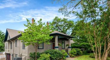 1903 N RANDOLPH ST, ARLINGTON, Virginia 22207, 5 Bedrooms Bedrooms, ,4 BathroomsBathrooms,Residential,For sale,1903 N RANDOLPH ST,VAAR2060328 MLS # VAAR2060328
