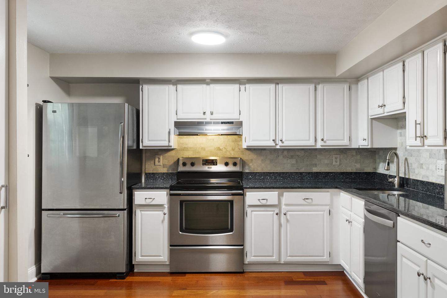11722 MOSSY CREEK LN, RESTON, Virginia 20191, 3 Bedrooms Bedrooms, ,2 BathroomsBathrooms,Residential,For sale,11722 MOSSY CREEK LN,VAFX2253216 MLS # VAFX2253216