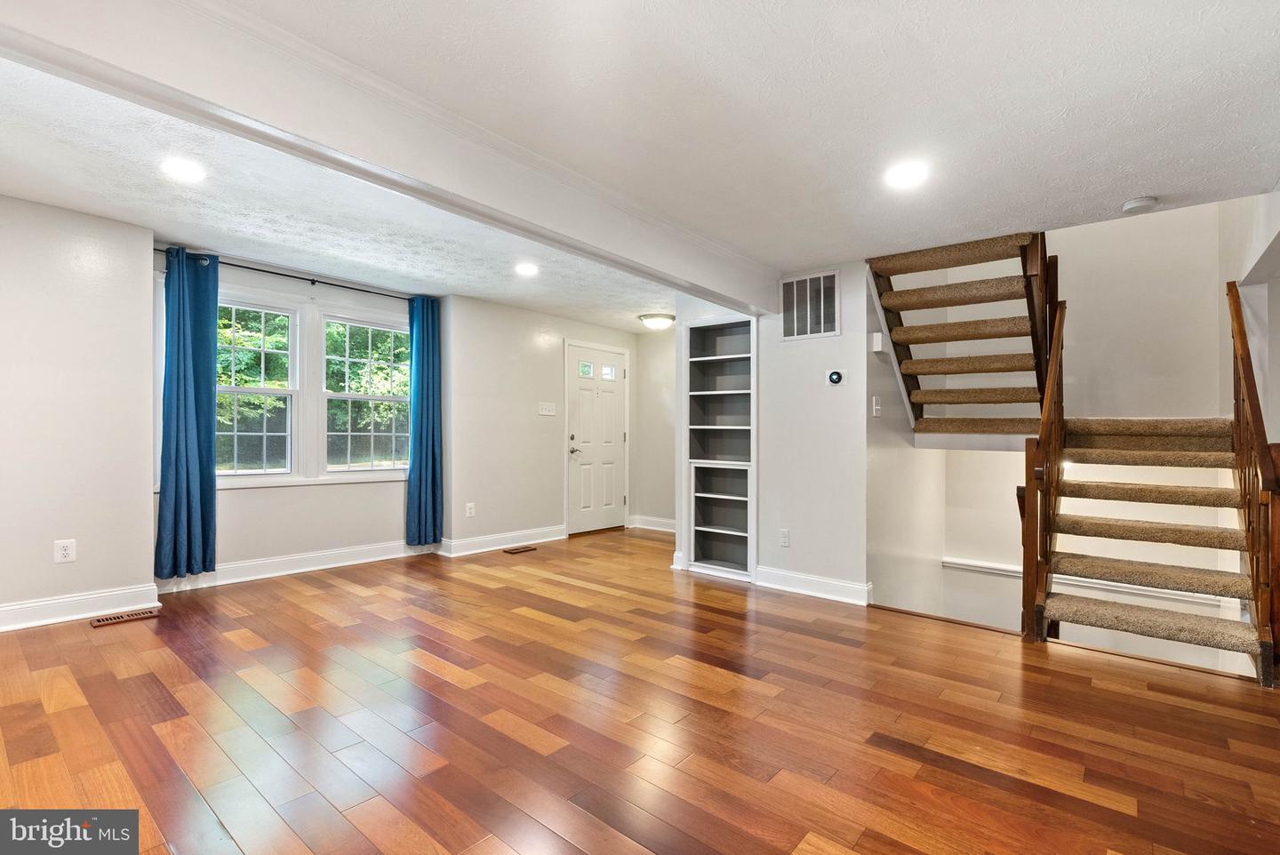 11722 MOSSY CREEK LN, RESTON, Virginia 20191, 3 Bedrooms Bedrooms, ,2 BathroomsBathrooms,Residential,For sale,11722 MOSSY CREEK LN,VAFX2253216 MLS # VAFX2253216
