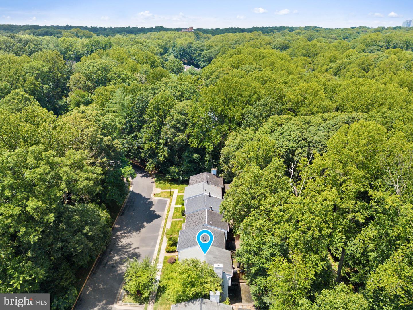 11722 MOSSY CREEK LN, RESTON, Virginia 20191, 3 Bedrooms Bedrooms, ,2 BathroomsBathrooms,Residential,For sale,11722 MOSSY CREEK LN,VAFX2253216 MLS # VAFX2253216