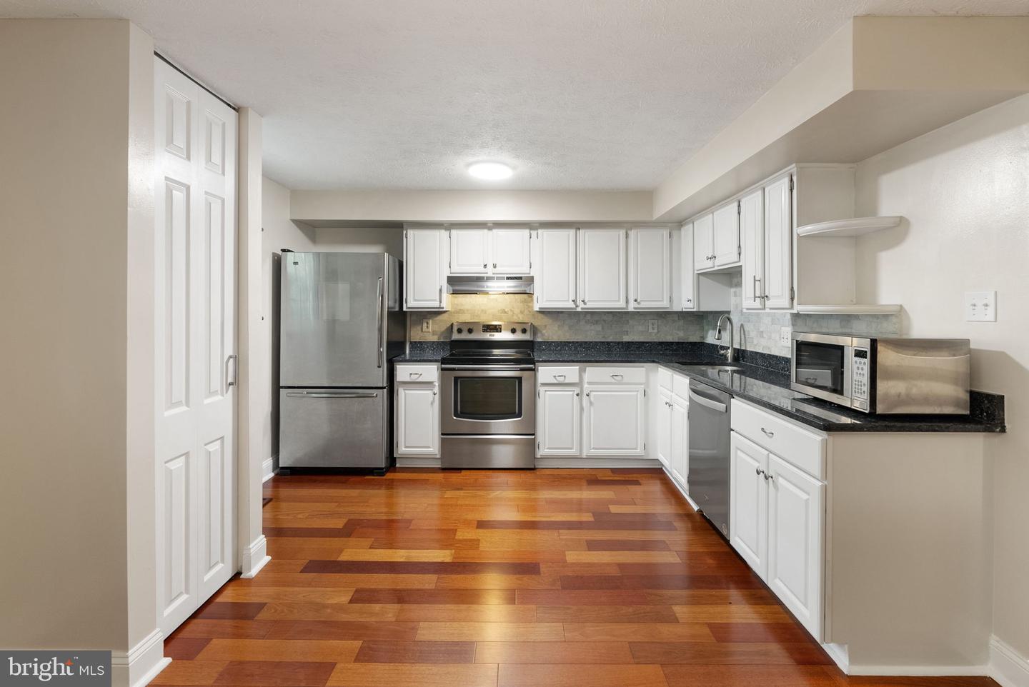 11722 MOSSY CREEK LN, RESTON, Virginia 20191, 3 Bedrooms Bedrooms, ,2 BathroomsBathrooms,Residential,For sale,11722 MOSSY CREEK LN,VAFX2253216 MLS # VAFX2253216