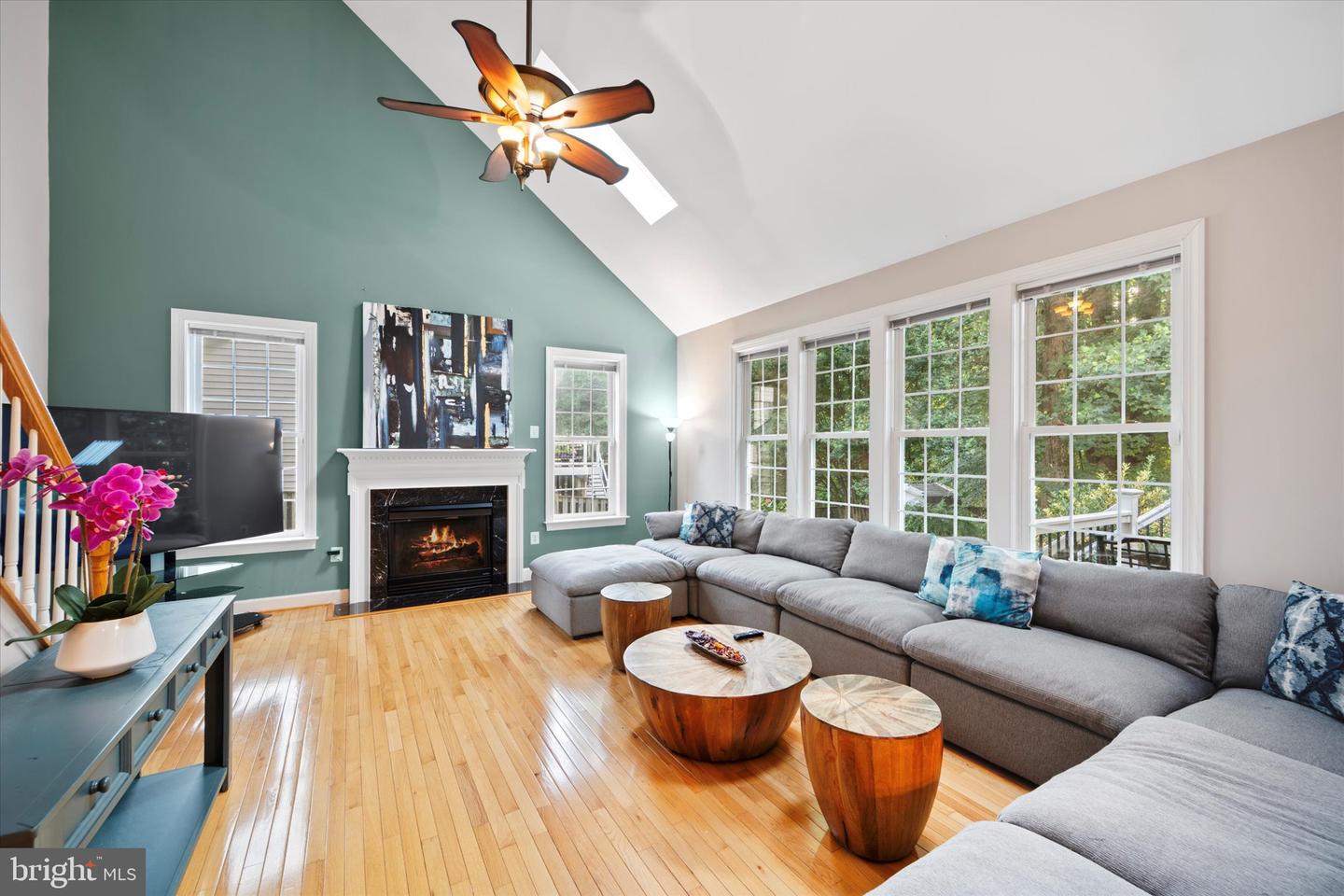 5386 ABERNATHY CT, FAIRFAX, Virginia 22032, 5 Bedrooms Bedrooms, ,4 BathroomsBathrooms,Residential,For sale,5386 ABERNATHY CT,VAFX2254210 MLS # VAFX2254210
